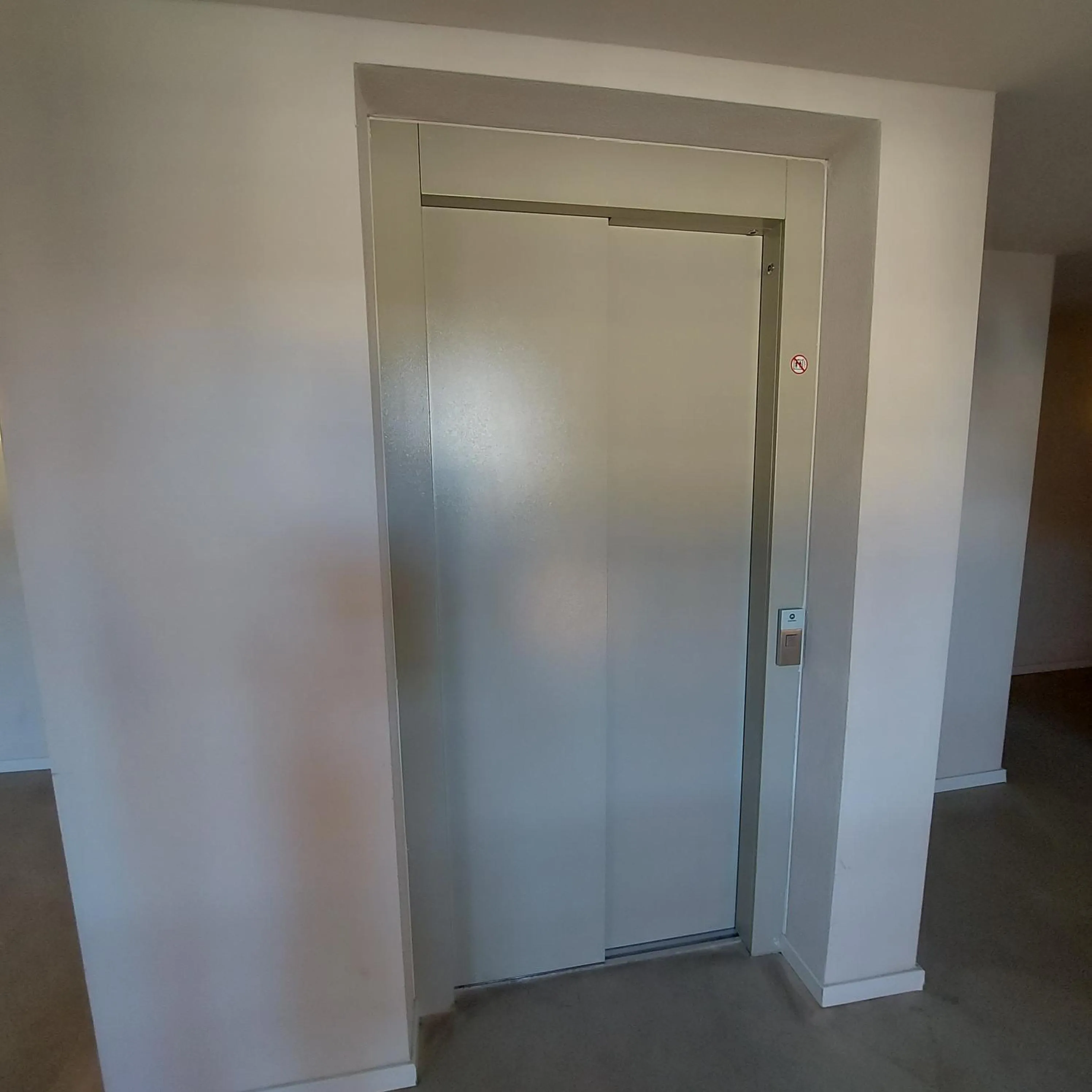 elevator in Boardinghouse Neumarkt Alte Schule