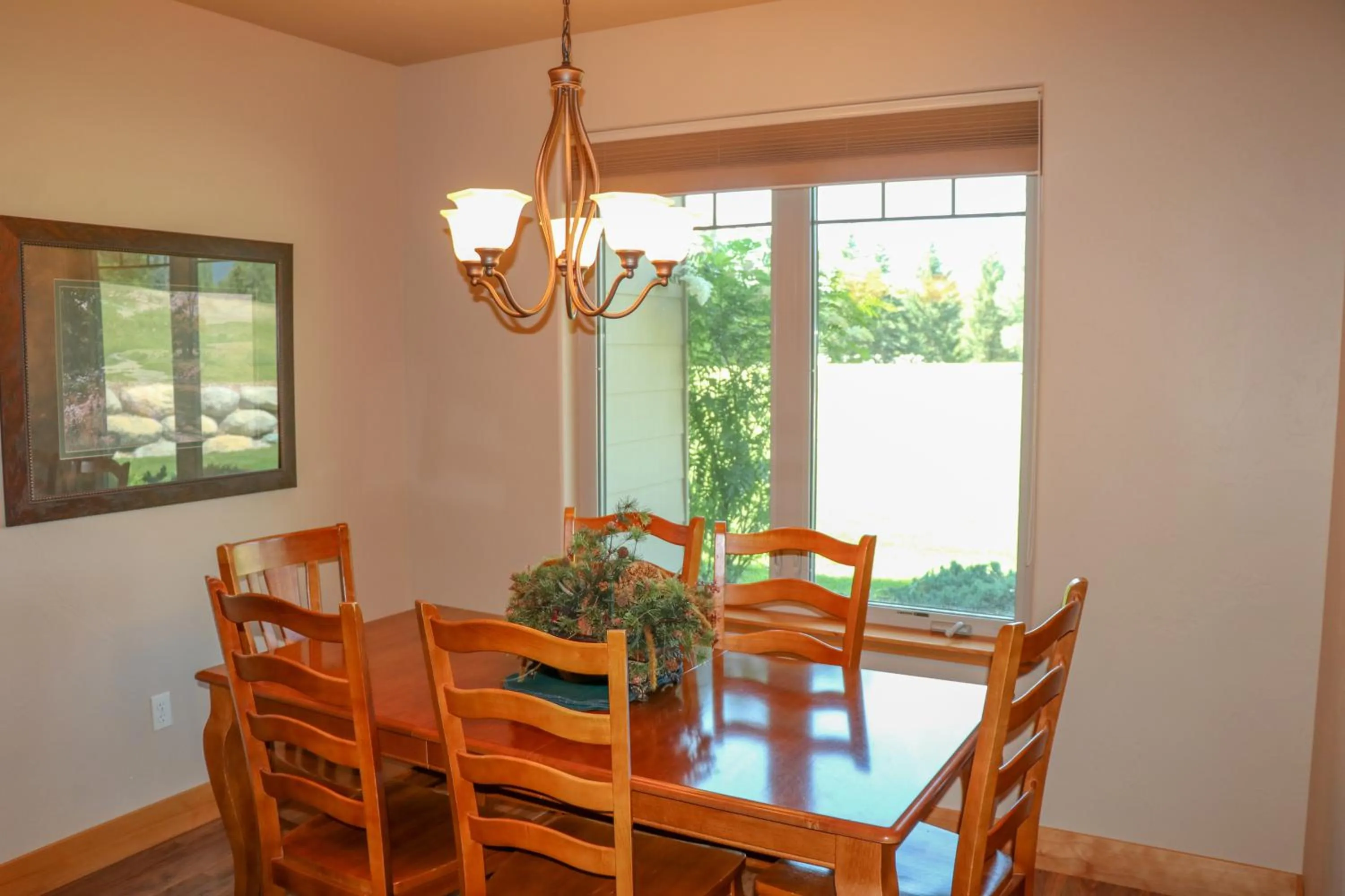 Dining area in Meadow Lake Resort & Condos