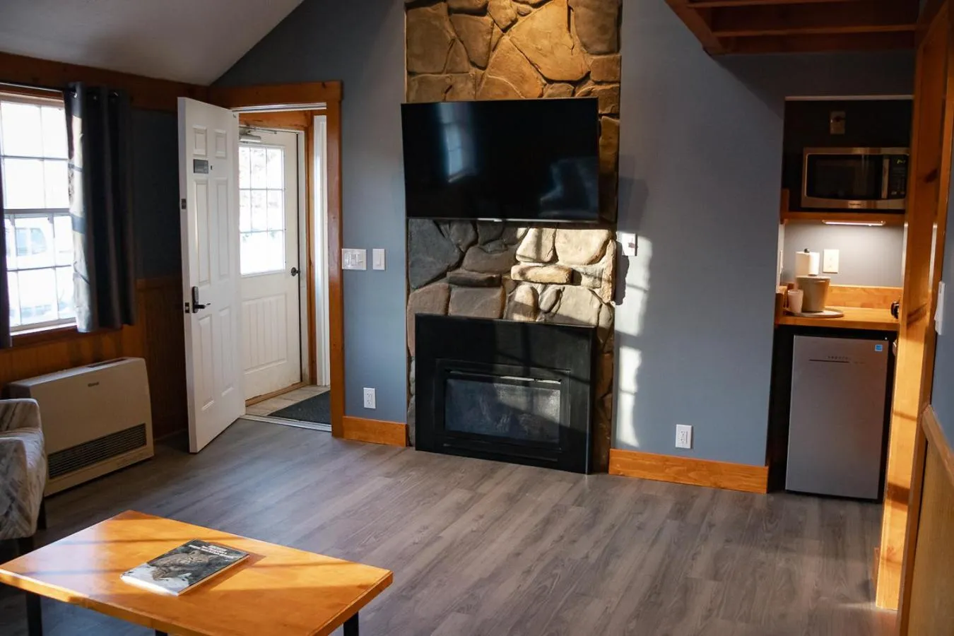 New England Inn & Lodge