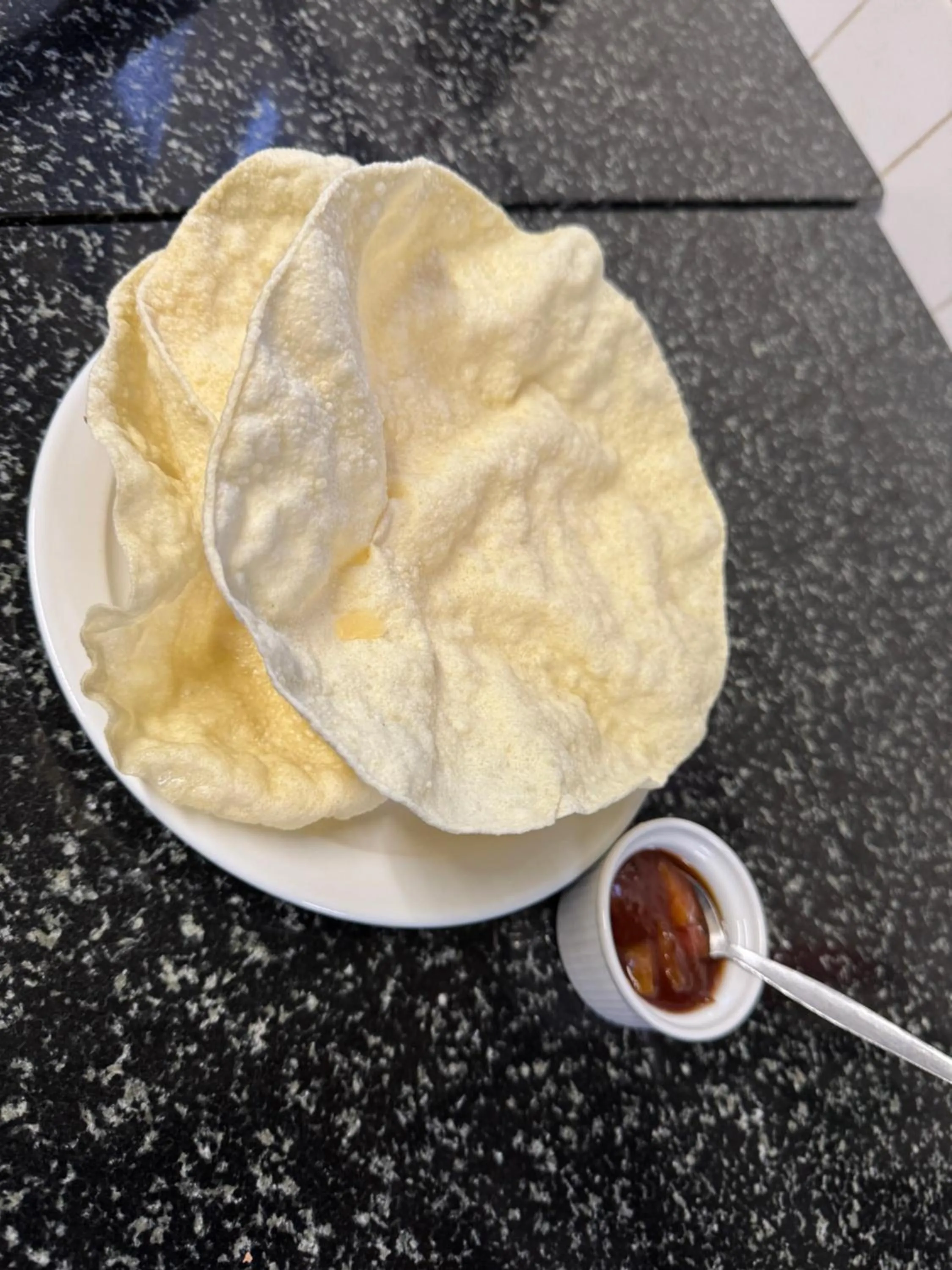 Restaurant/places to eat in The Gatwick White House Hotel