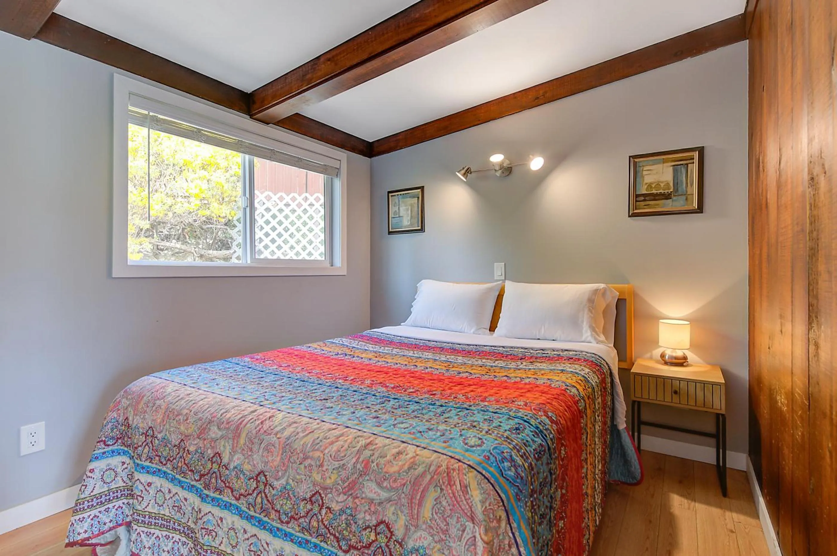 Bed in Peachland Beach Resort