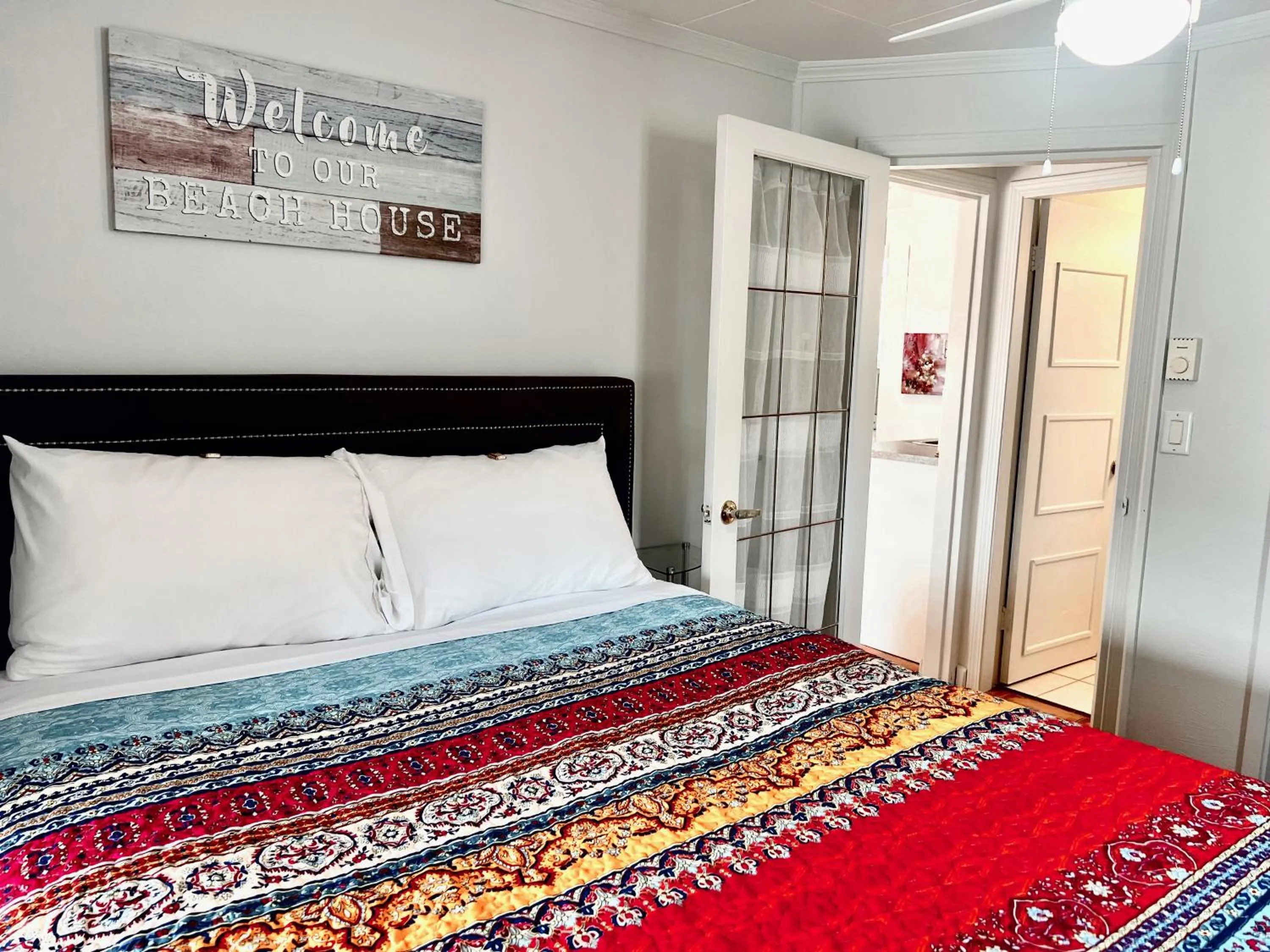 Bed in Peachland Beach Resort