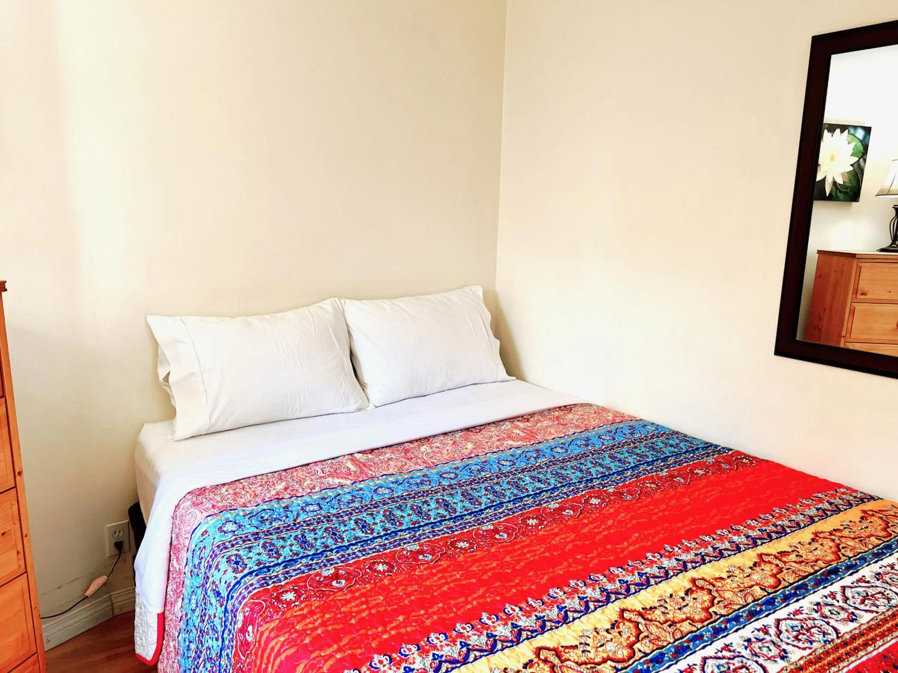 Bed in Peachland Beach Resort