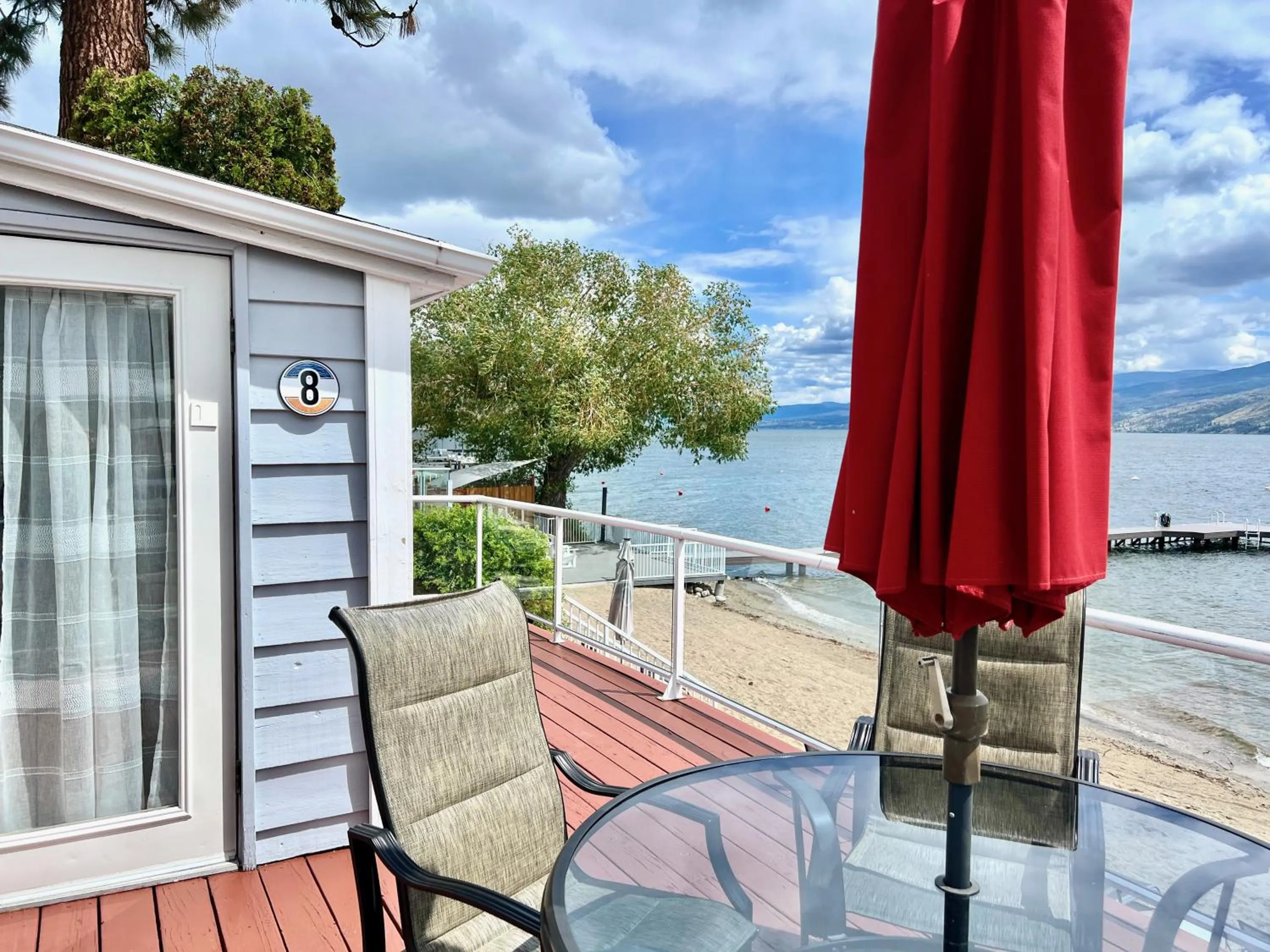 Beach in Peachland Beach Resort