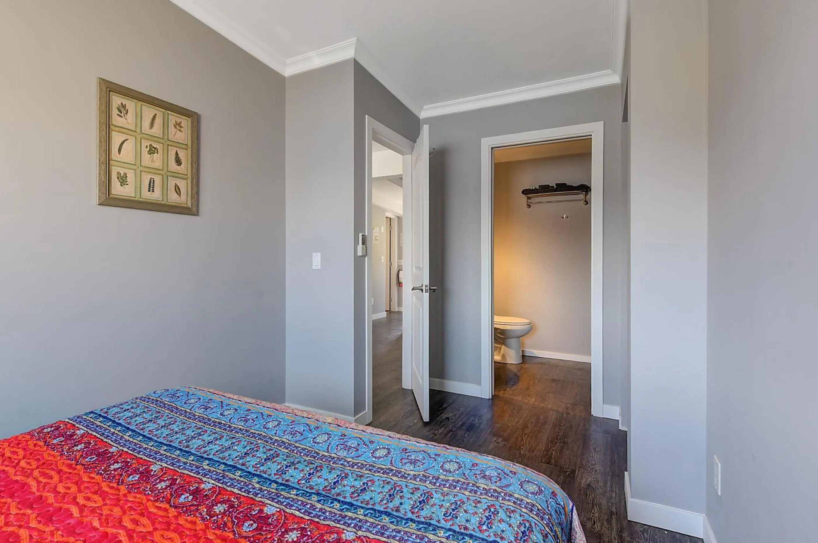 Bed in Peachland Beach Resort