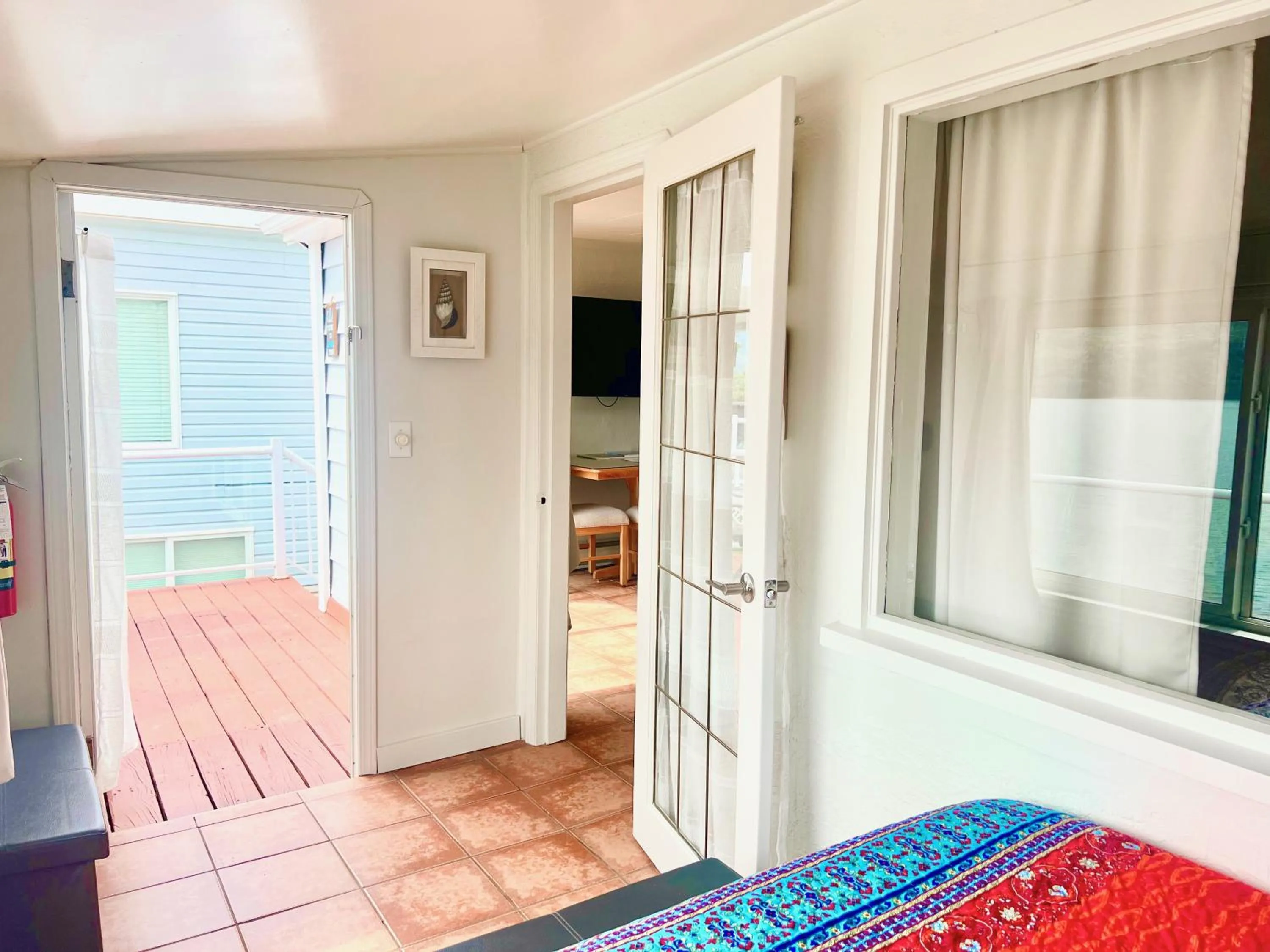 Bed in Peachland Beach Resort