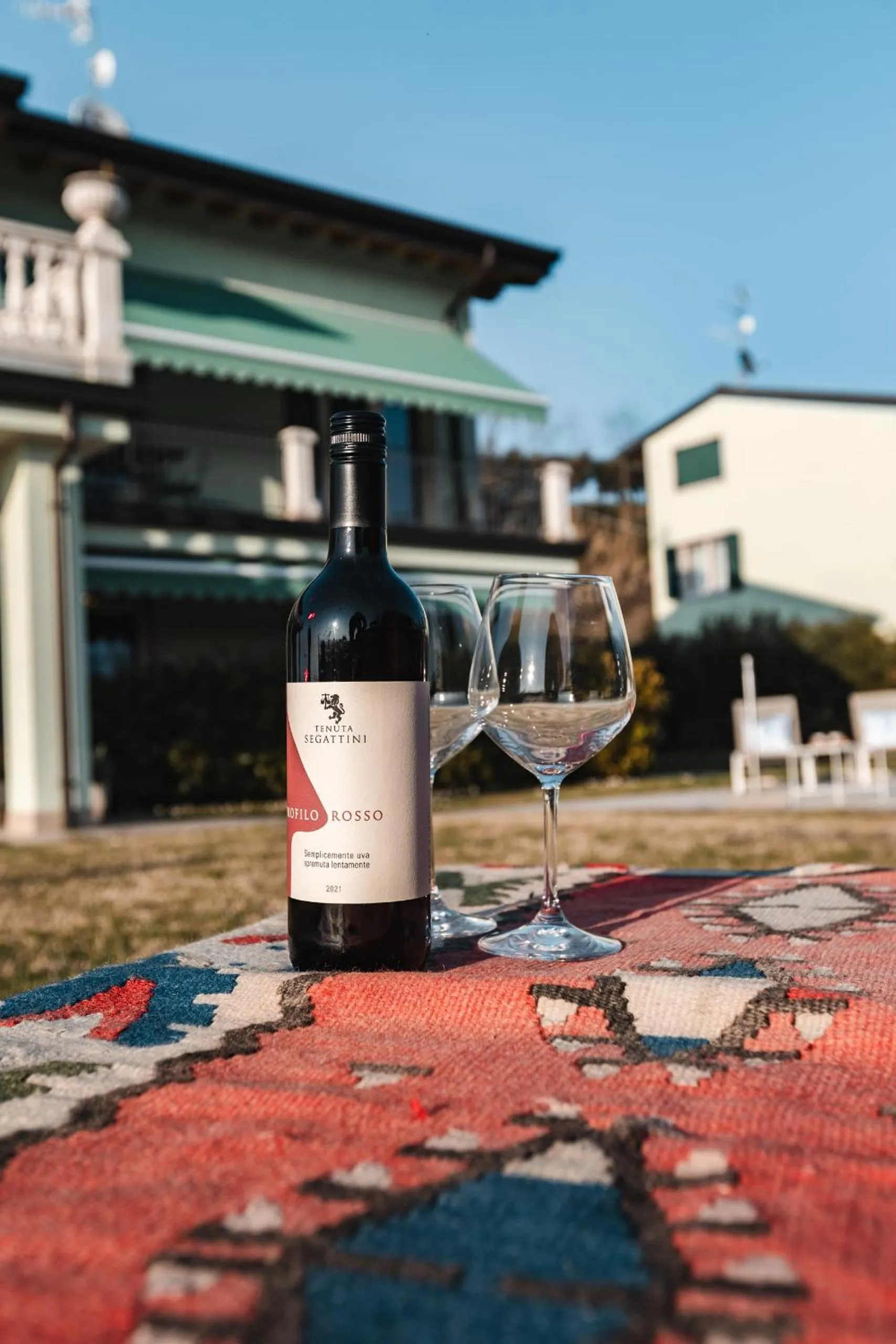 Decorative detail in Residenza Pastrengo