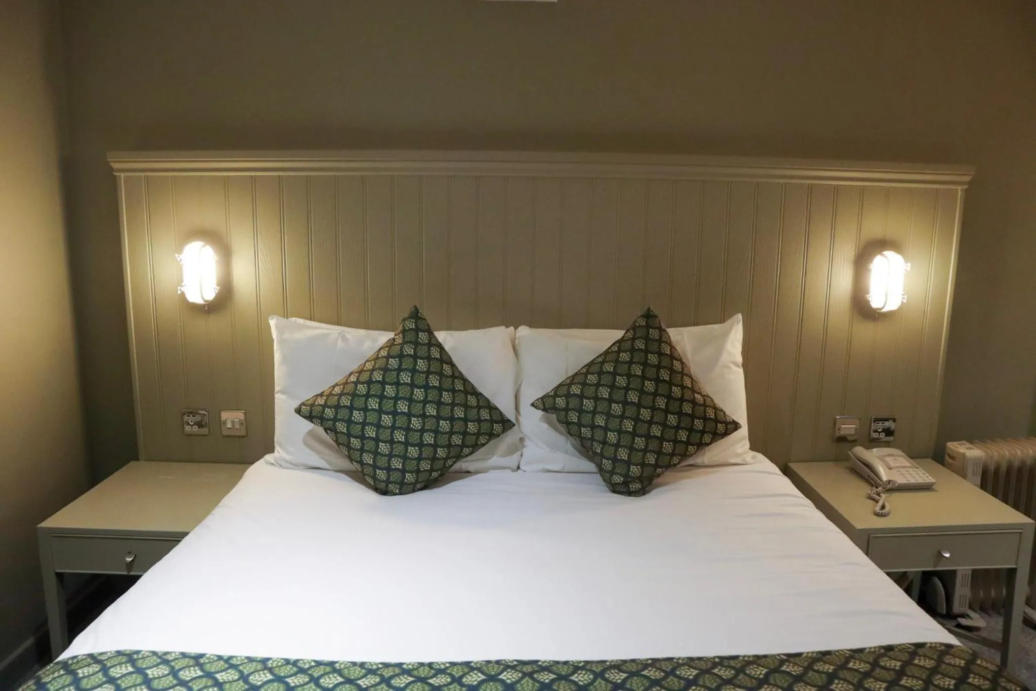 Bed in The George Hotel