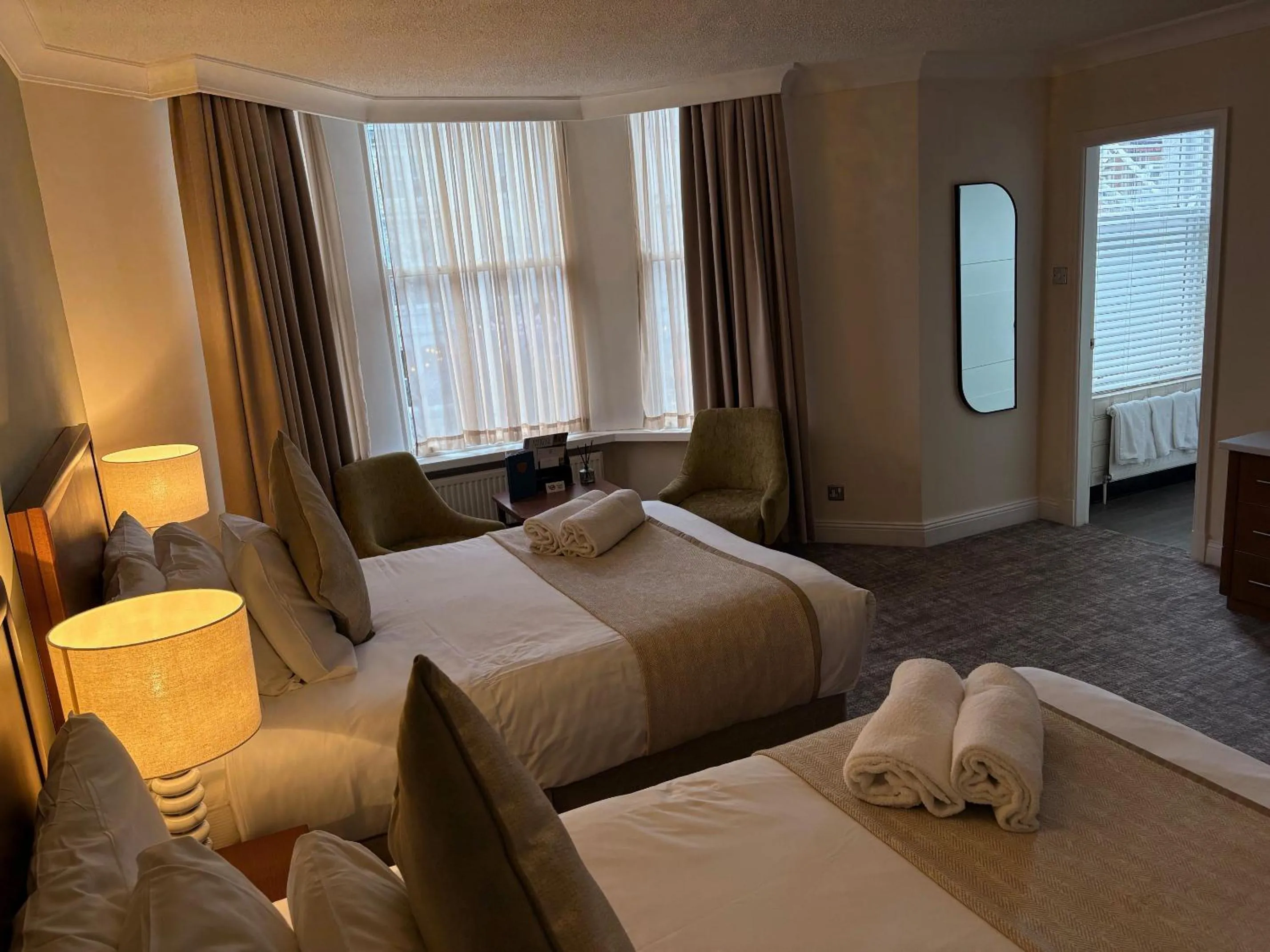 Bed in Caledonian Hotel