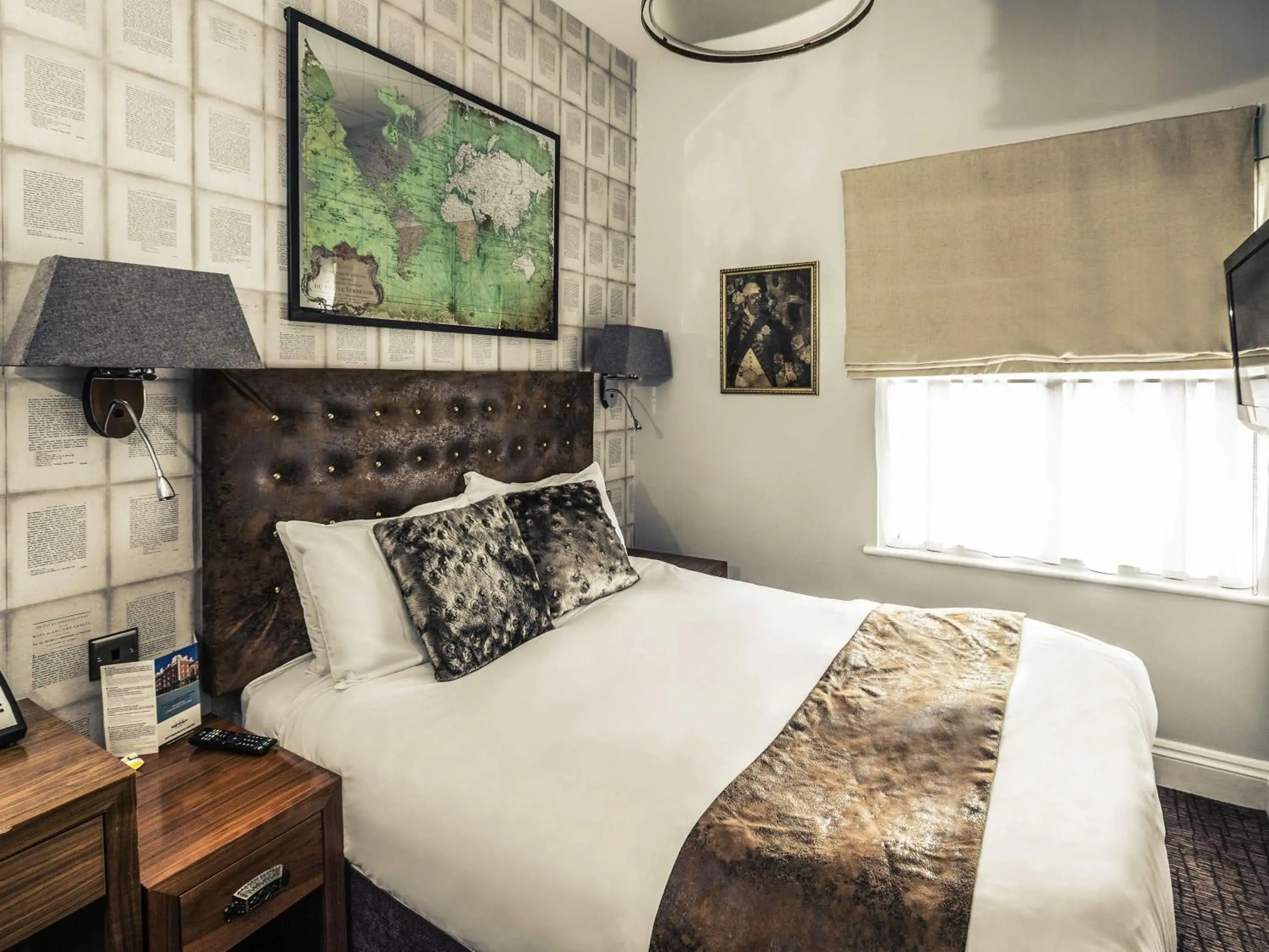 City Pad Double in Mercure Nottingham City Centre Hotel City Pad Double in Mercure Nottingham City Centre Hotel