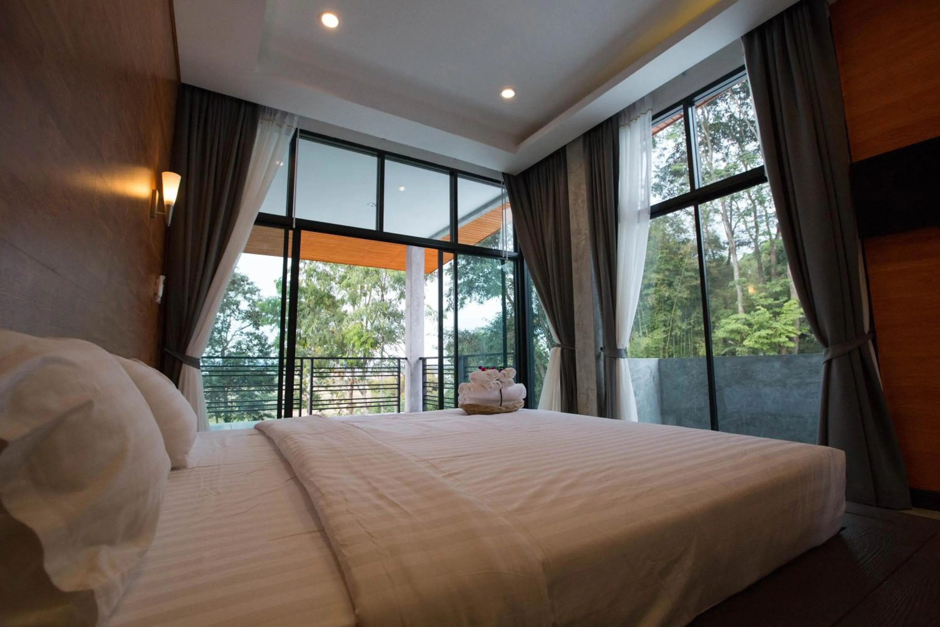 Bed in Pagoda Sight Residence
