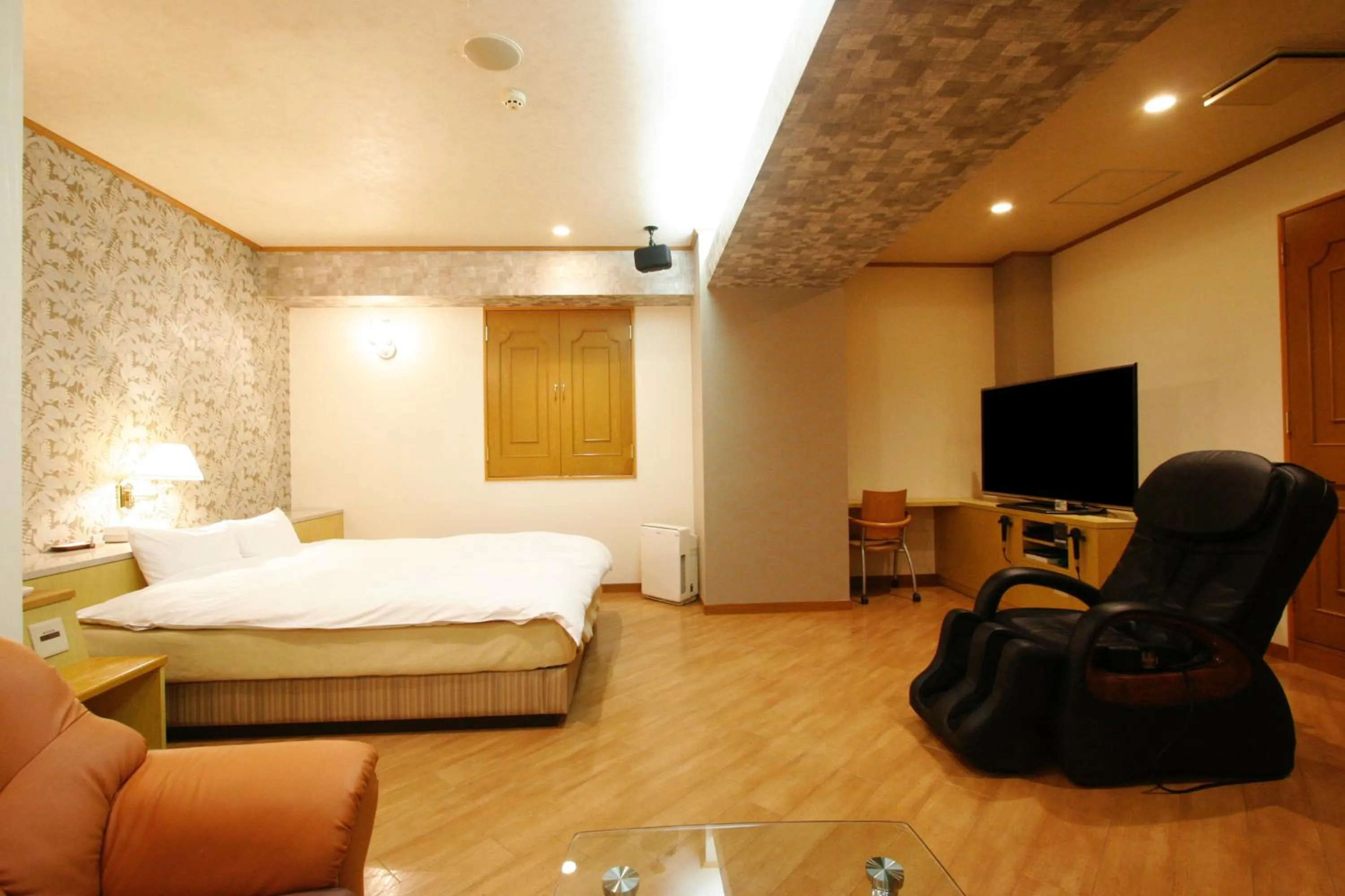 Photo of the whole room, Bed in Hotel NOA (Adult Only)
