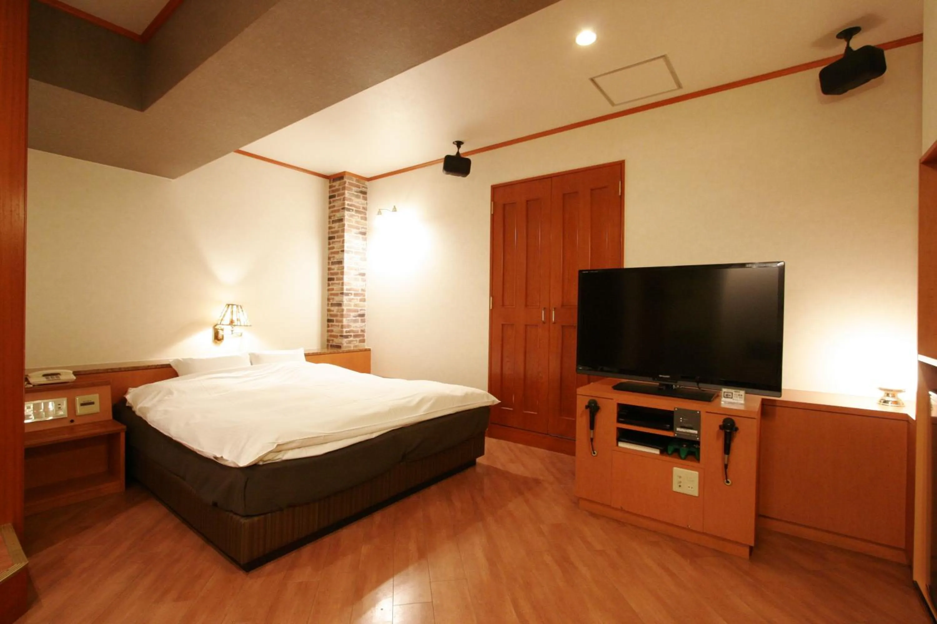 Photo of the whole room, Bed in Hotel NOA (Adult Only)