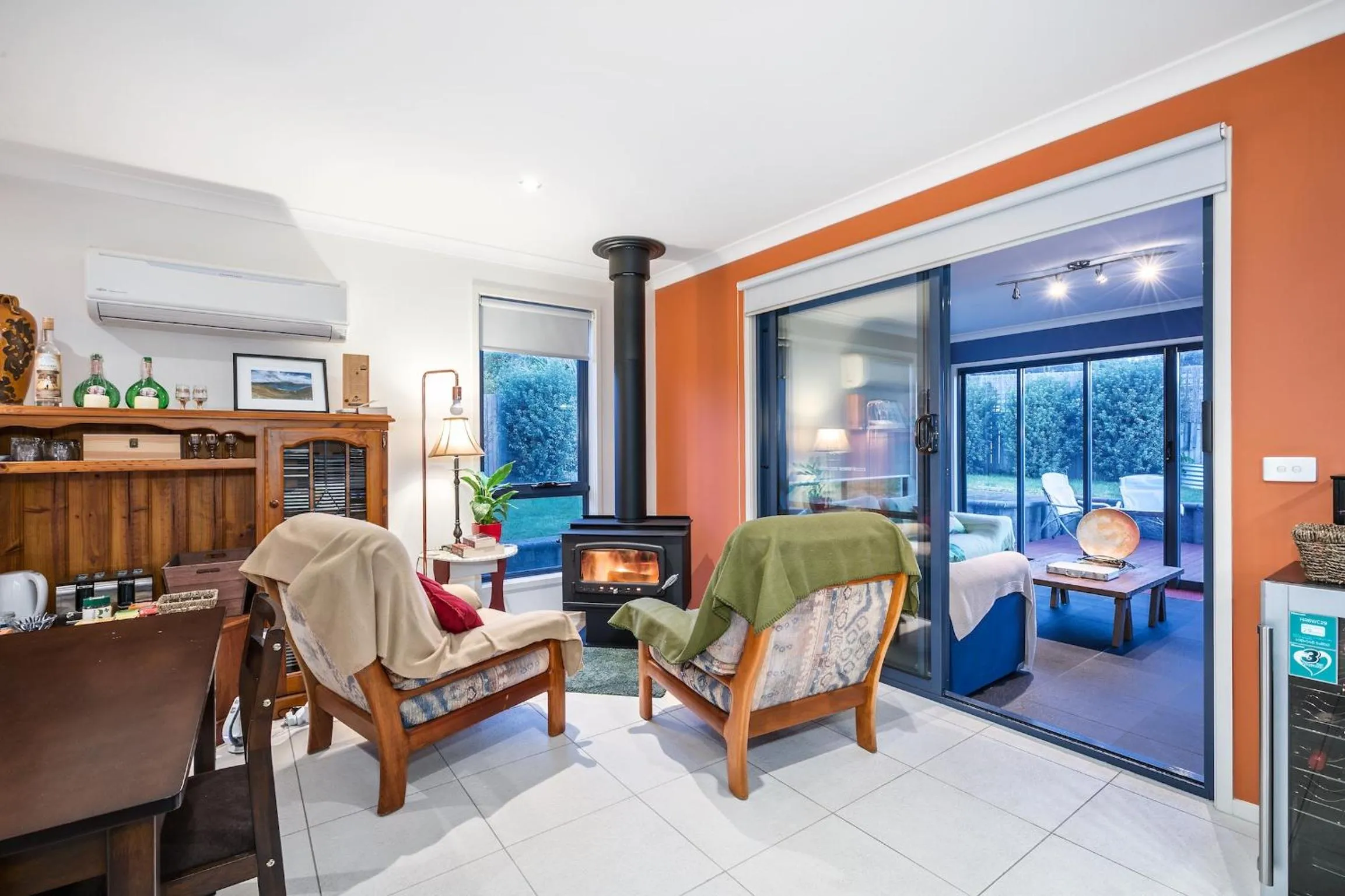 Communal lounge/ TV room in Madsen Retreat