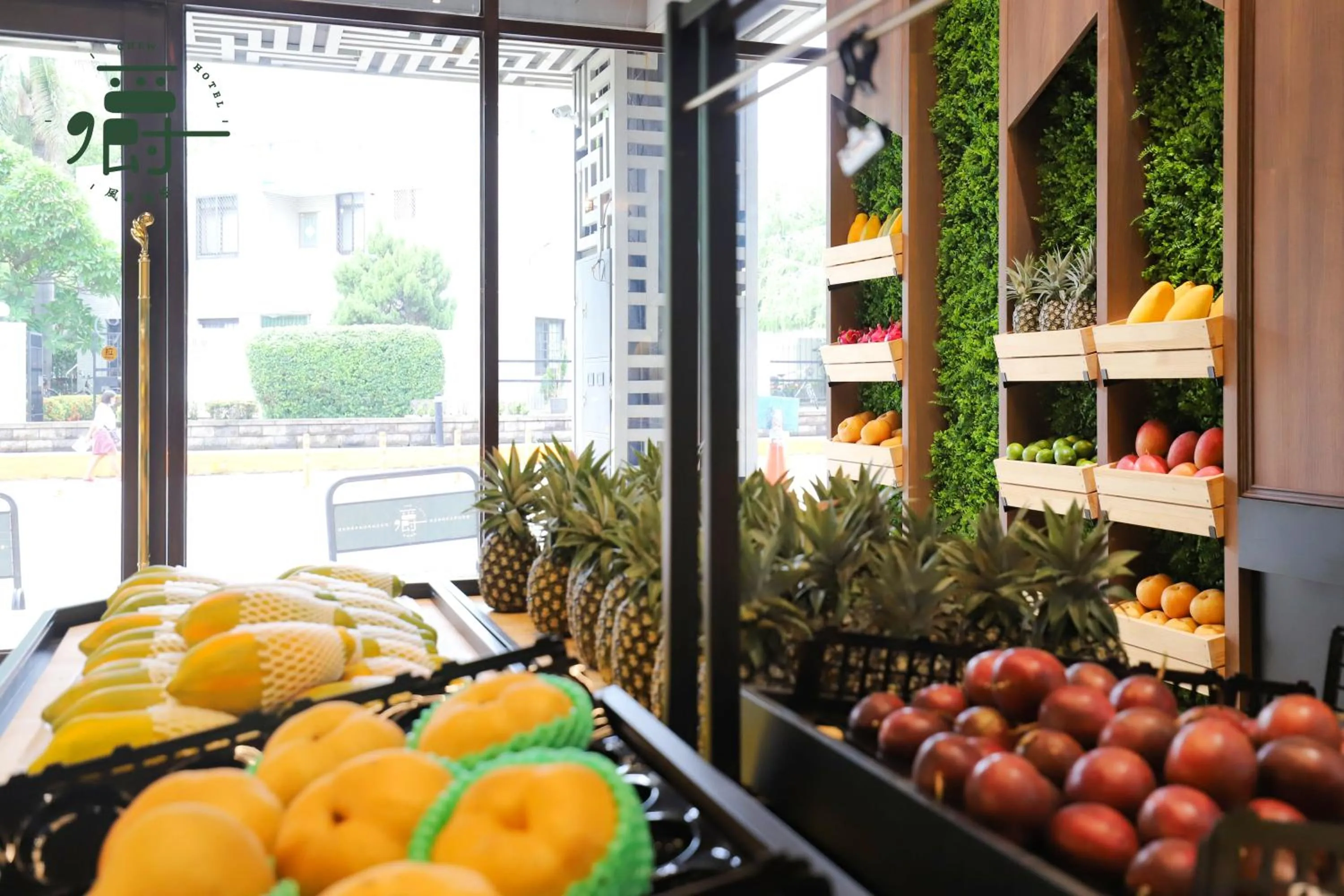 On-site shops in Aroma Chew Hotel