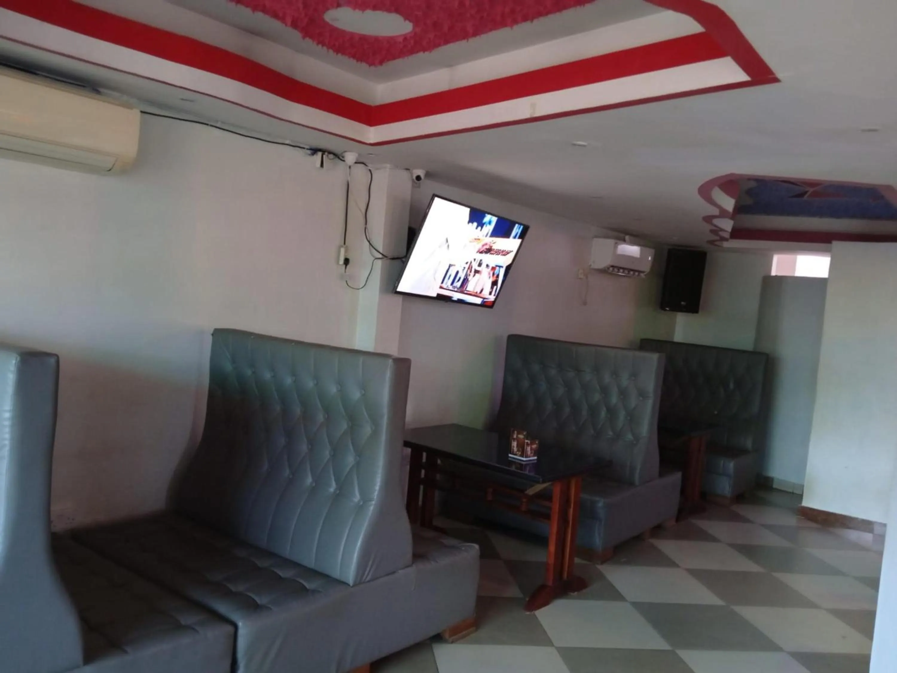 Seating area in Checkpoint Inn Hotel, Mombasa