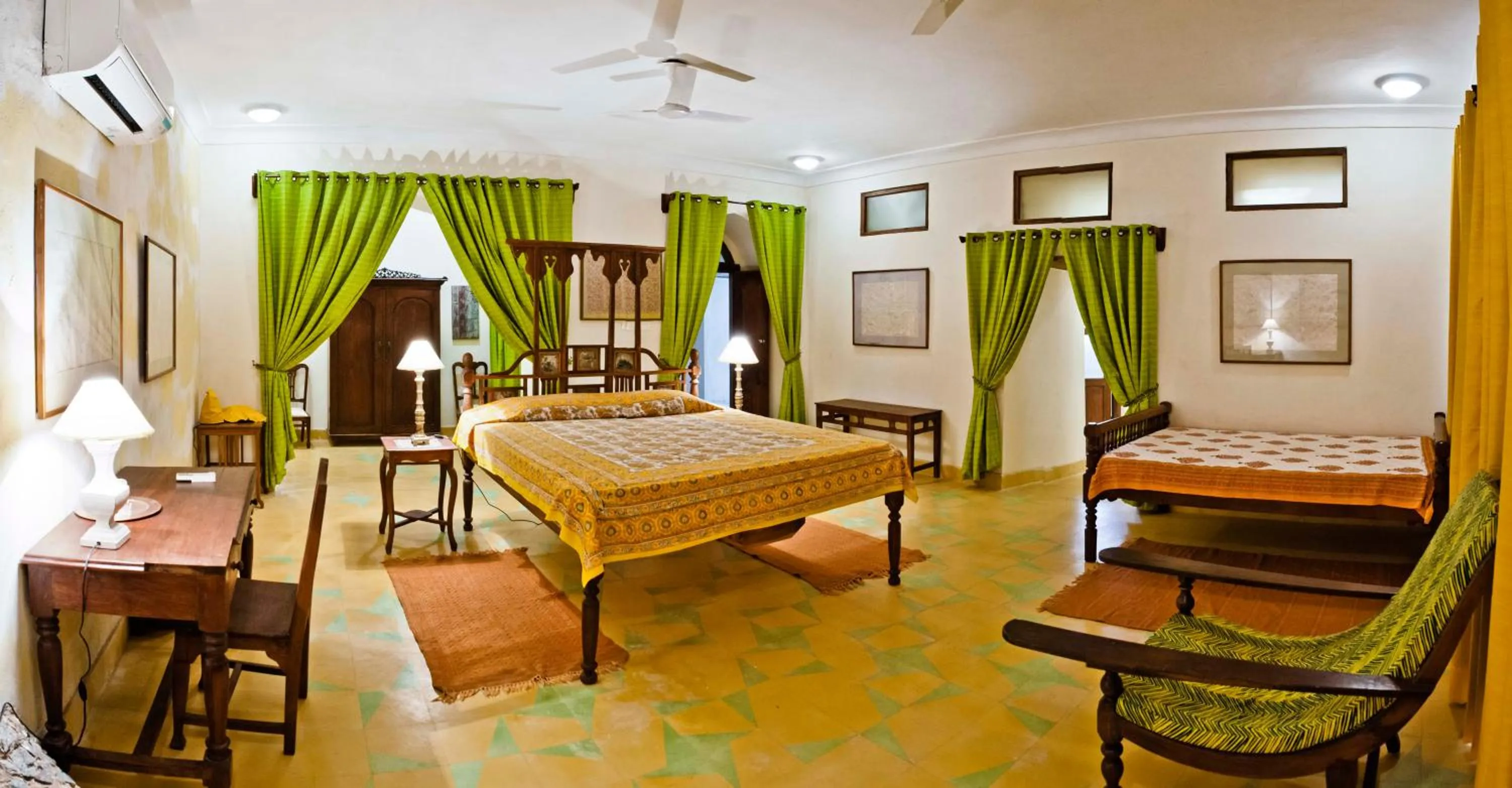 Photo of the whole room, Bed in Neemrana's - Tijara Fort Palace