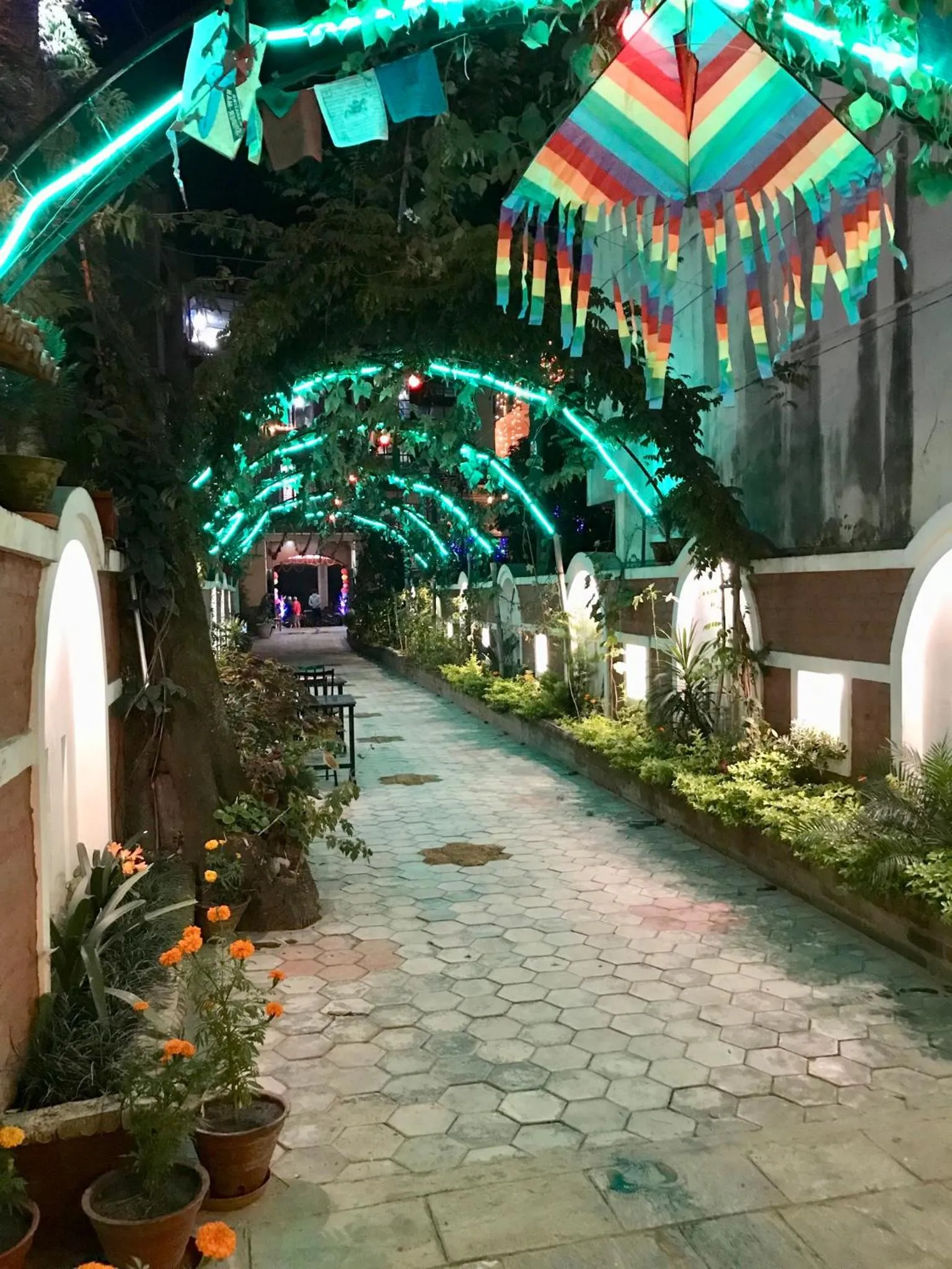 Restaurant/places to eat in DOM Himalaya Hotel