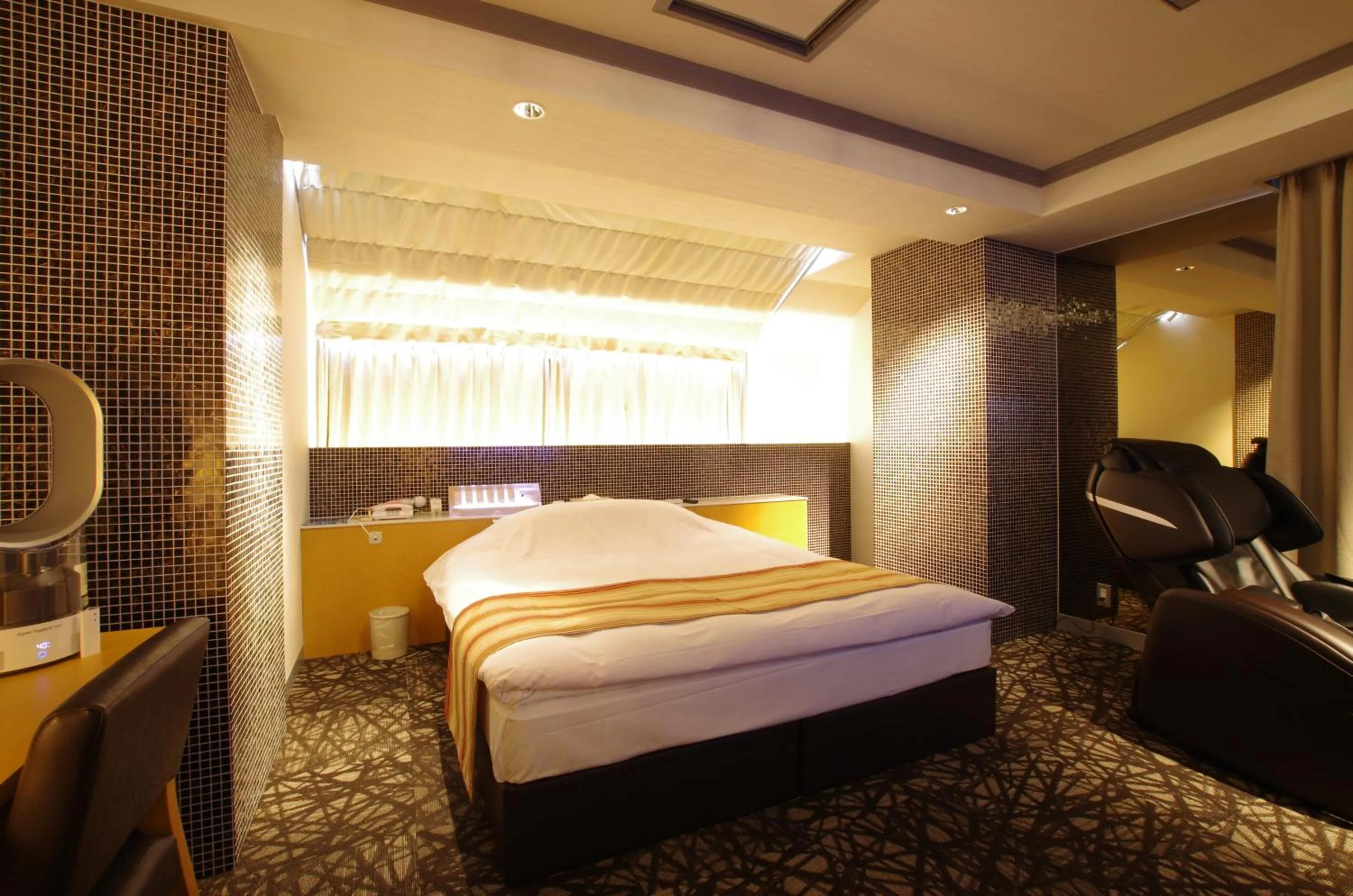 Photo of the whole room, Bed in BlueHotel sju(:)pri:m (Adult Only)