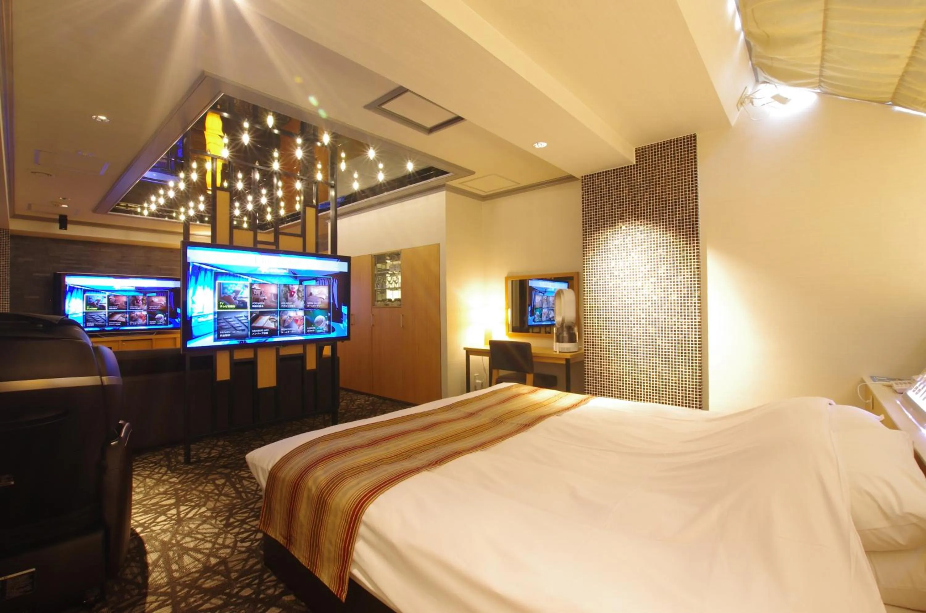 Photo of the whole room, Bed in BlueHotel sju(:)pri:m (Adult Only)