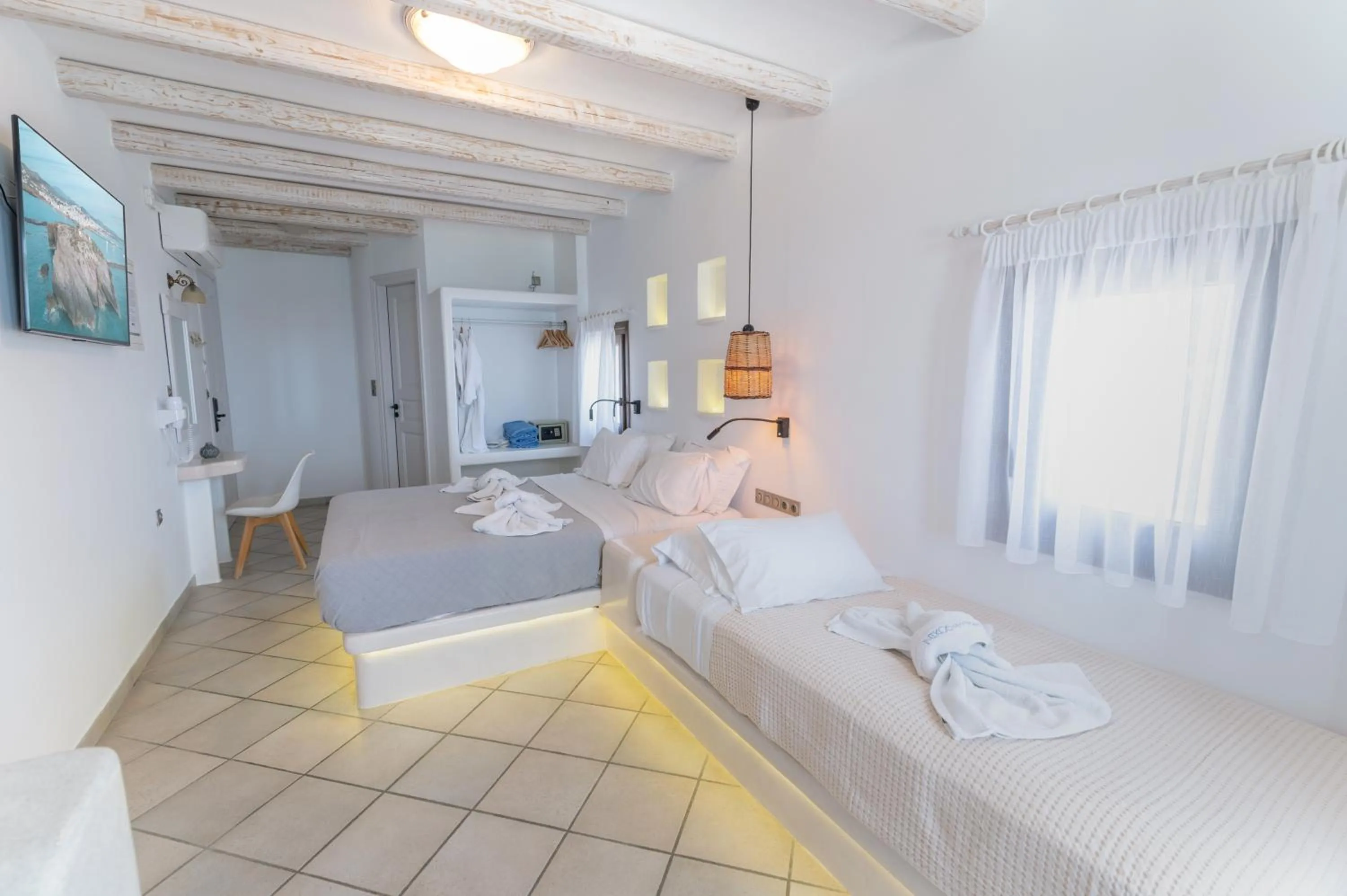 Bedroom, Bed in Nikos Apartments and Studios