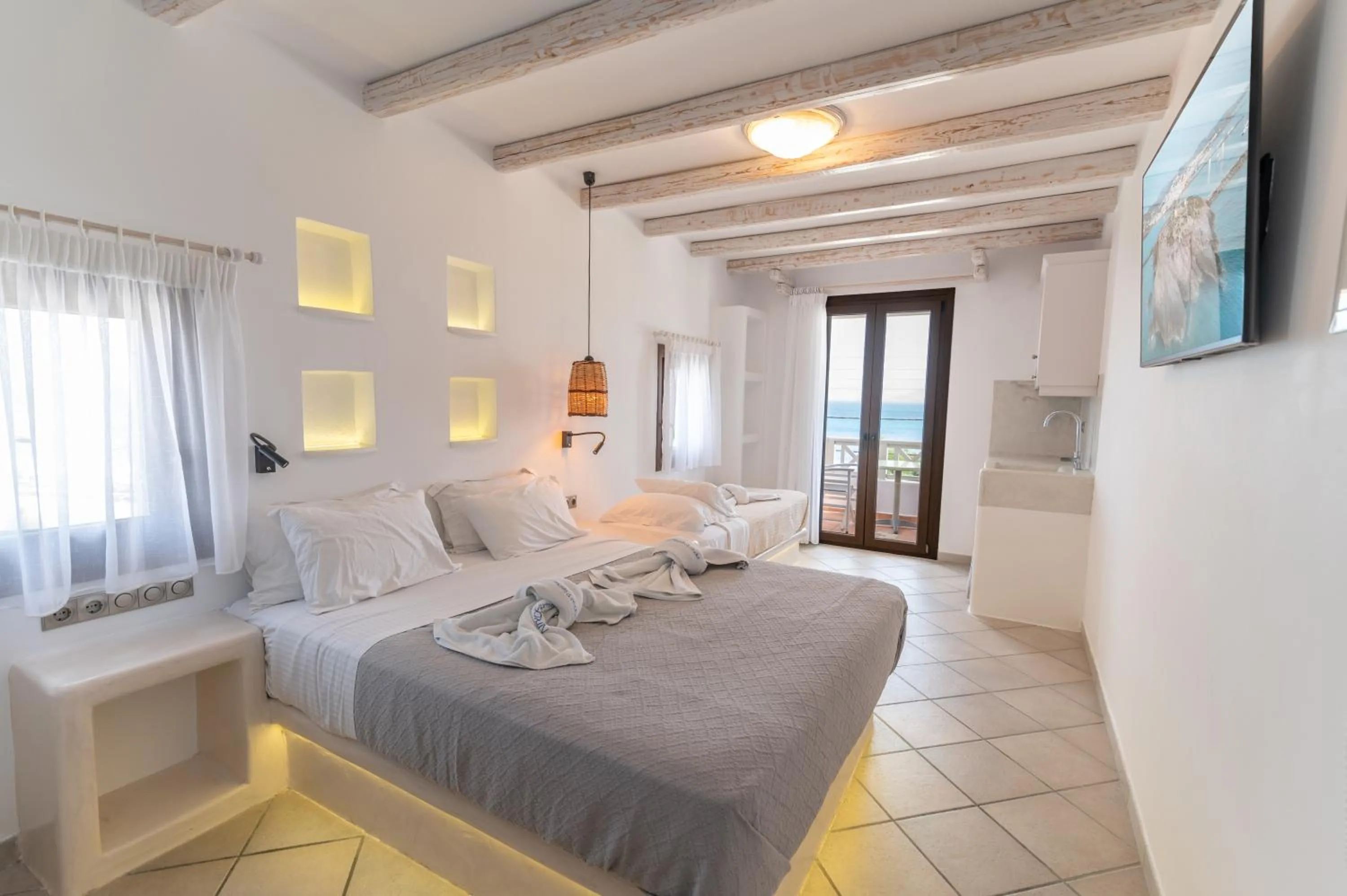 Bedroom, Bed in Nikos Apartments and Studios