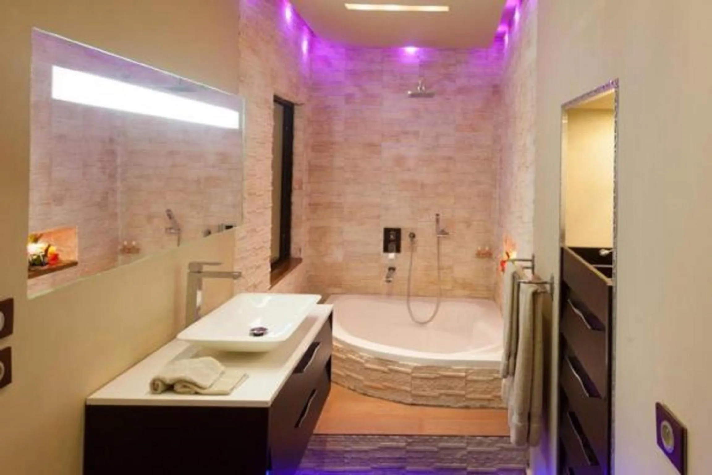 Bathroom in Le Wafou