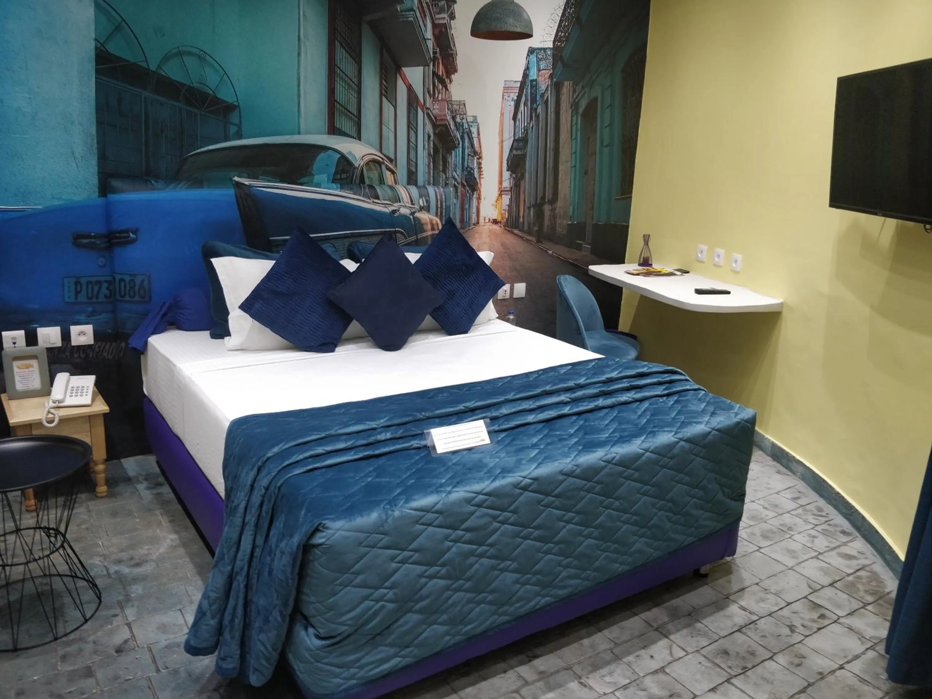 Bedroom, Bed in Le Wafou