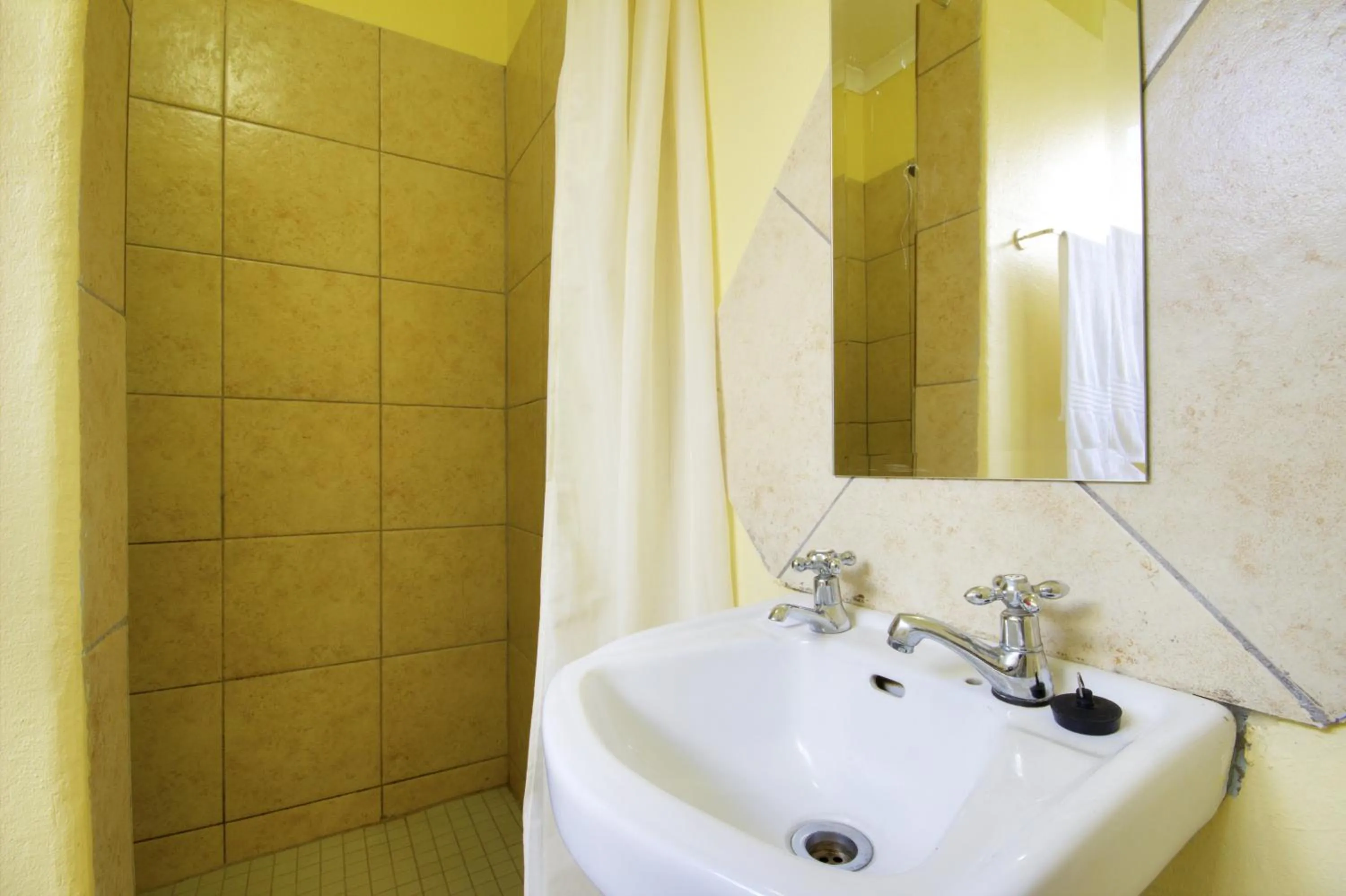 Bathroom in Minilitha Lodge