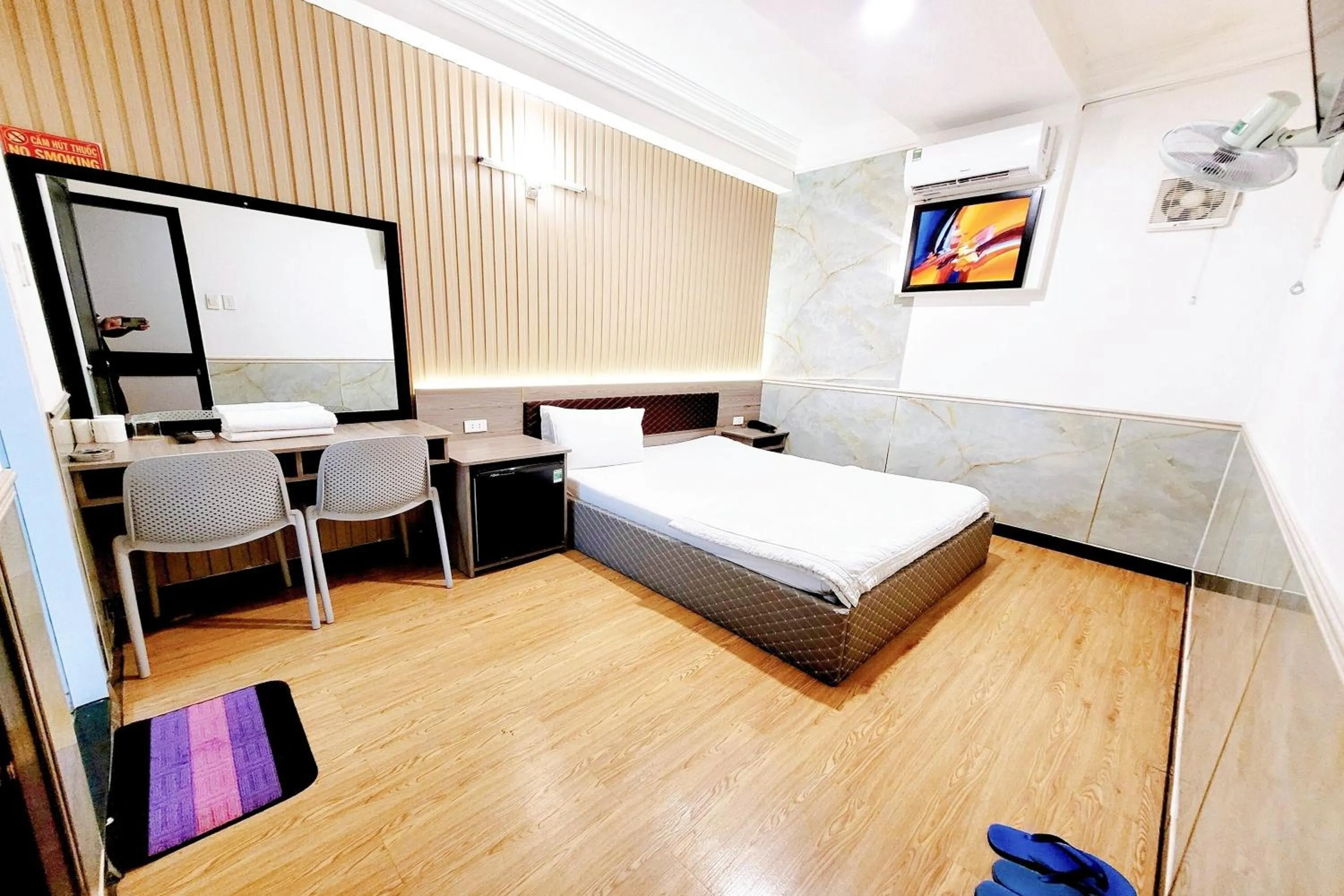 Bed in Hoang Nam Hotel