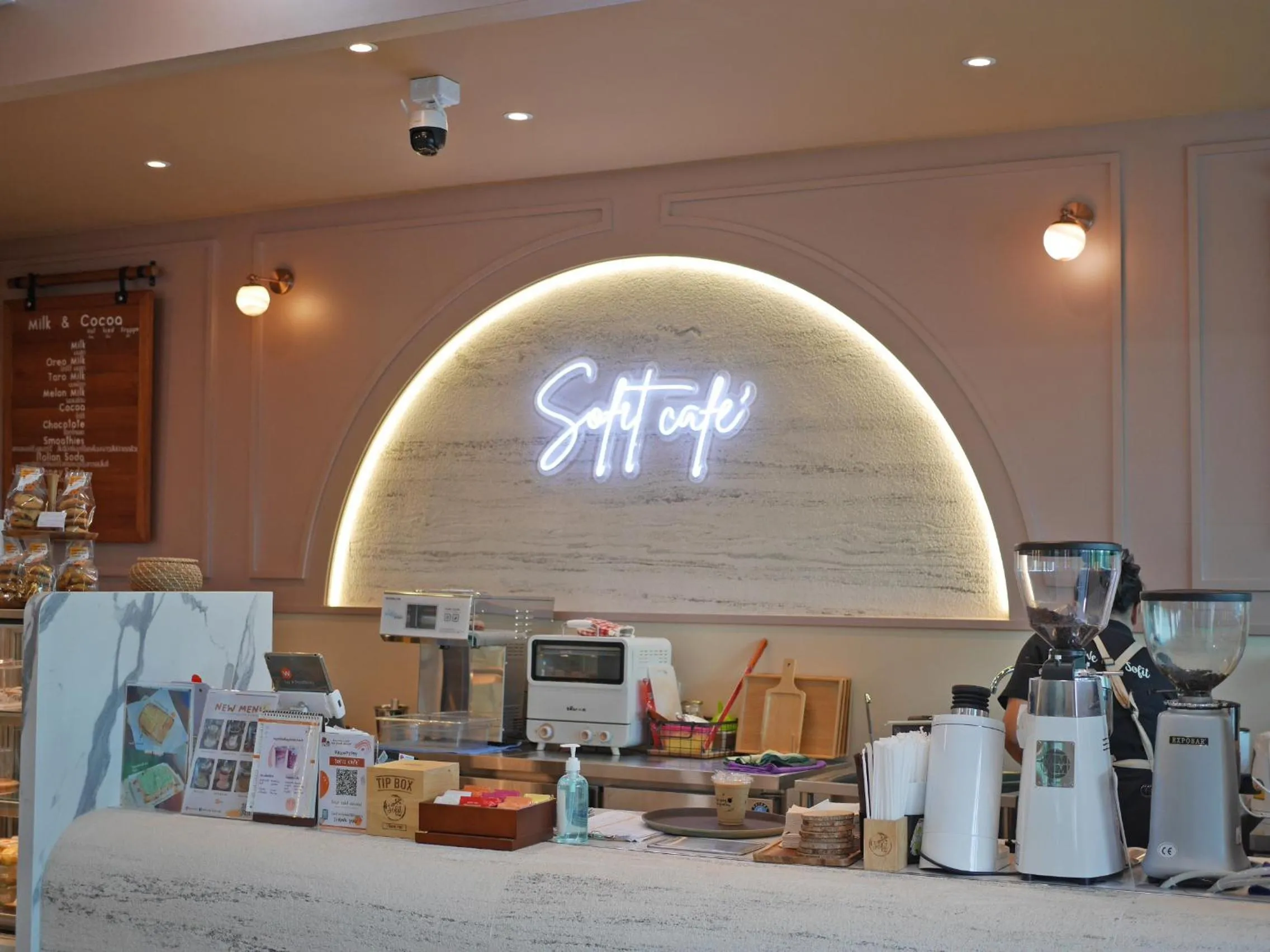 Restaurant/places to eat in Socool Grand Hotel