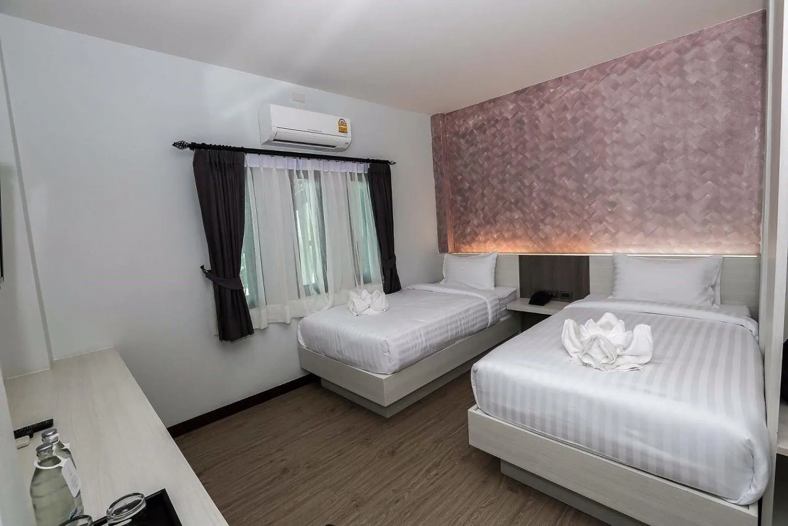 Bed in Socool Grand Hotel