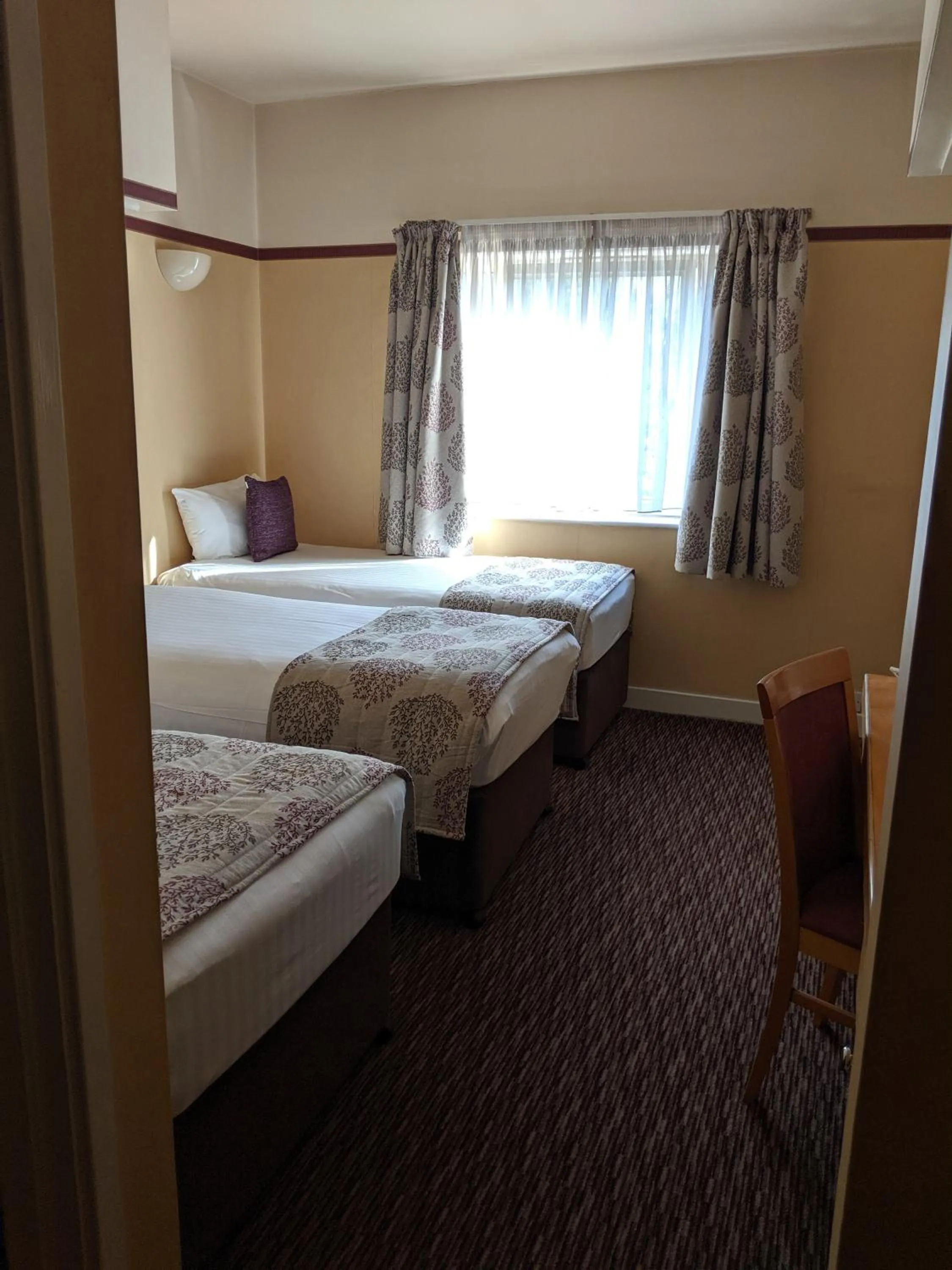 Bed in Derby Station Hotel, Sure Hotel Collection by Best Western
