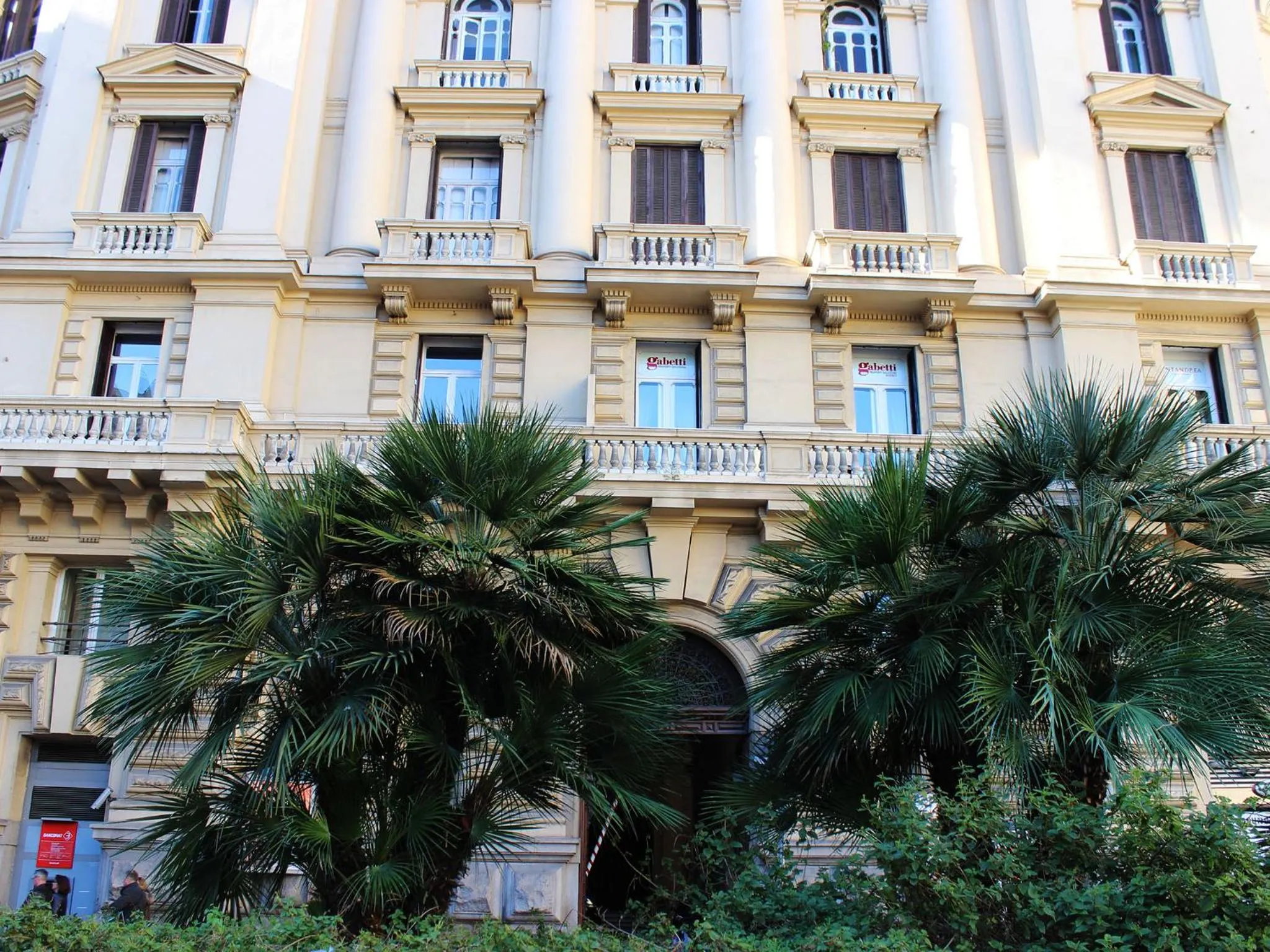 Property building in PC Boutique H Napoli Centro, by ClaPa Group