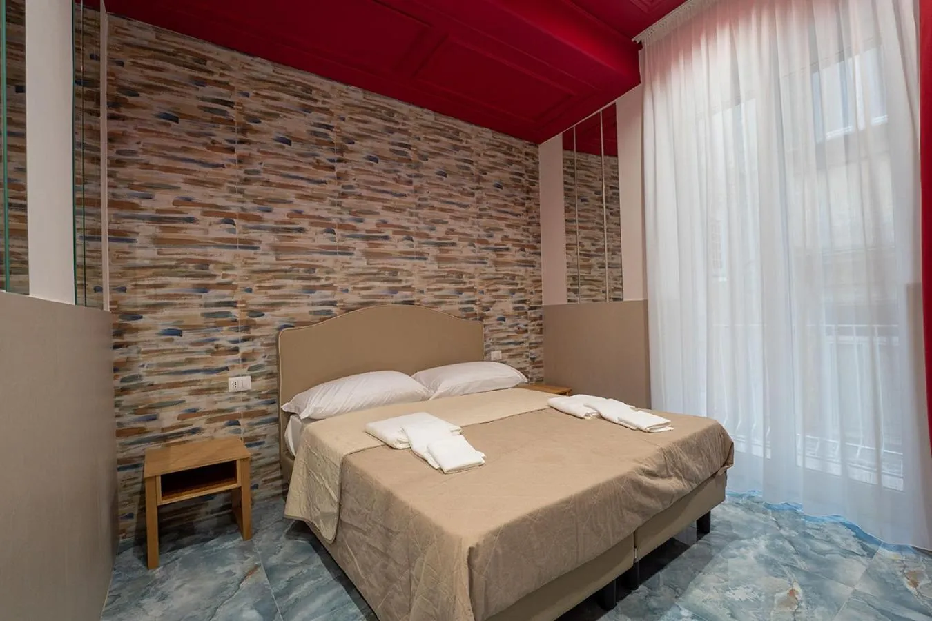 Photo of the whole room, Bed in PC Boutique H Napoli Centro, by ClaPa Group
