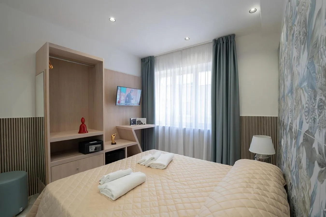 Bedroom, Bed in PC Boutique H Napoli Centro, by ClaPa Group