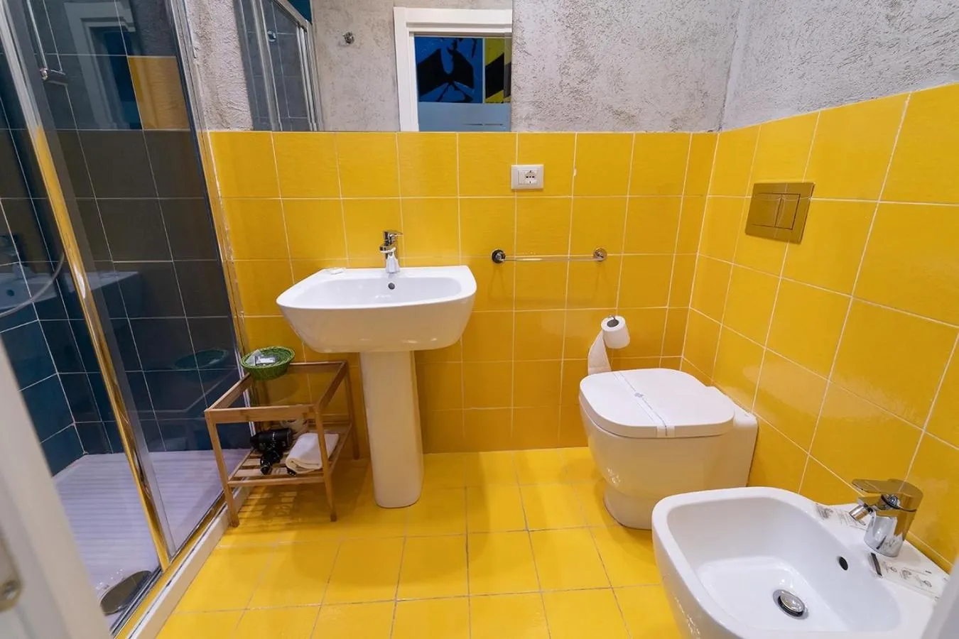 Shower in PC Boutique H Napoli Centro, by ClaPa Group