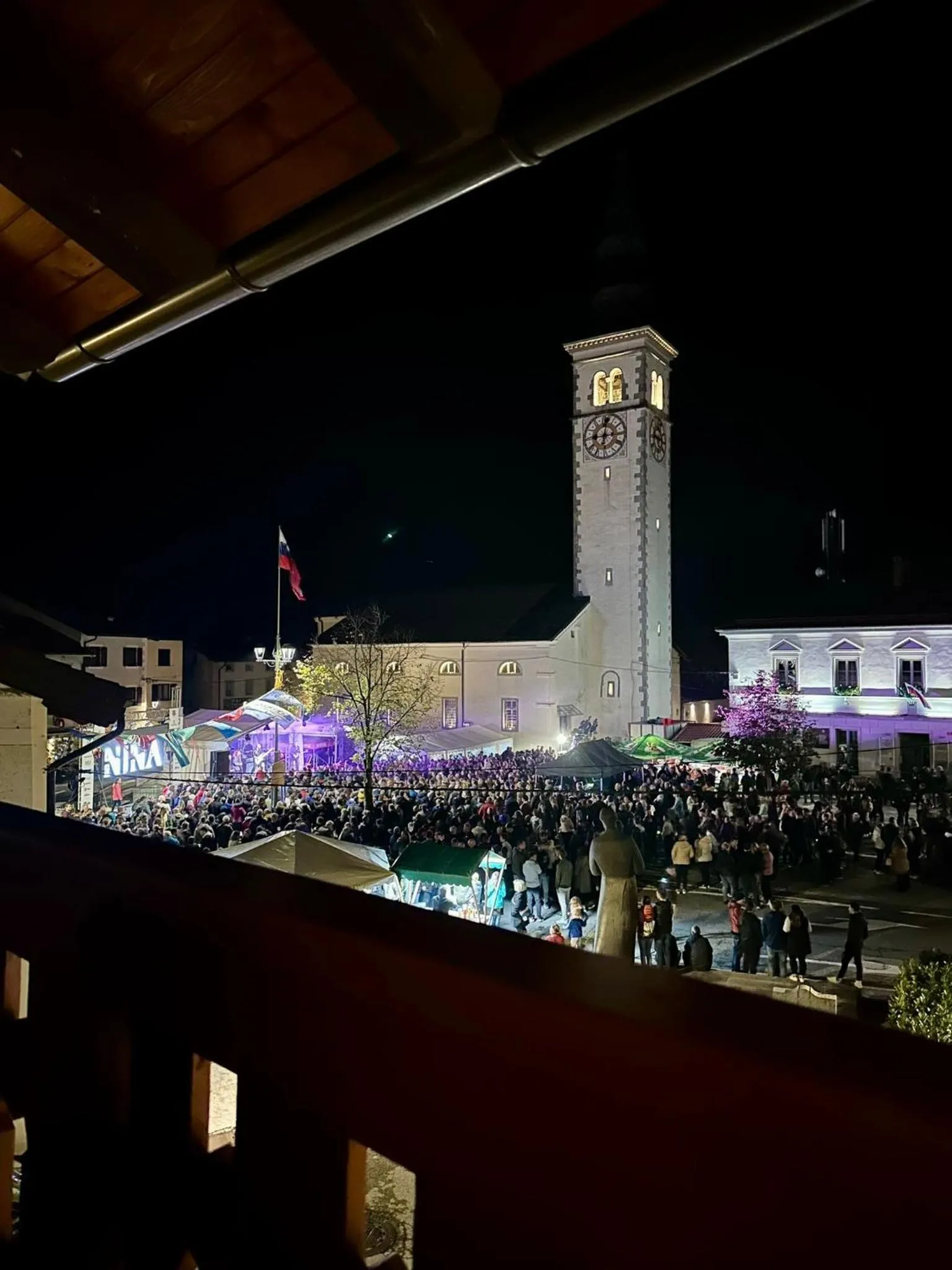 Night in Hisa Rejmr with private parking