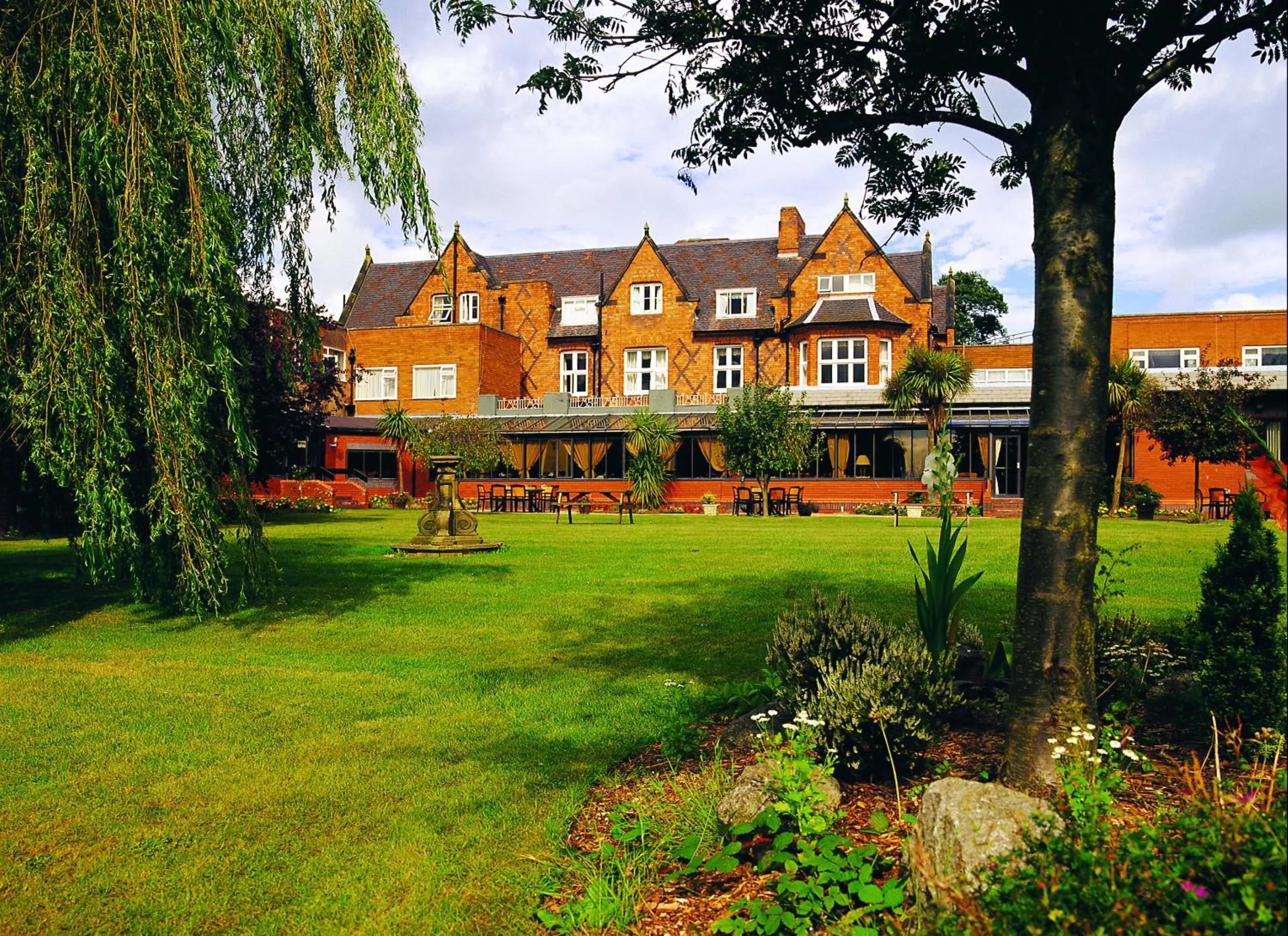 Facade/entrance in Brook Mollington Banastre Hotel & Spa
