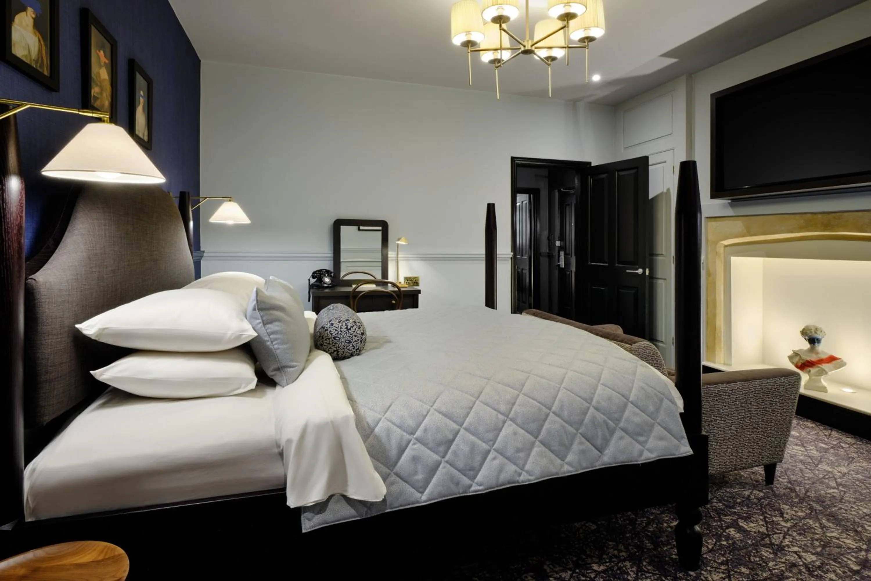 Photo of the whole room, Bed in Abbey Hotel Bath, a Tribute Portfolio Hotel