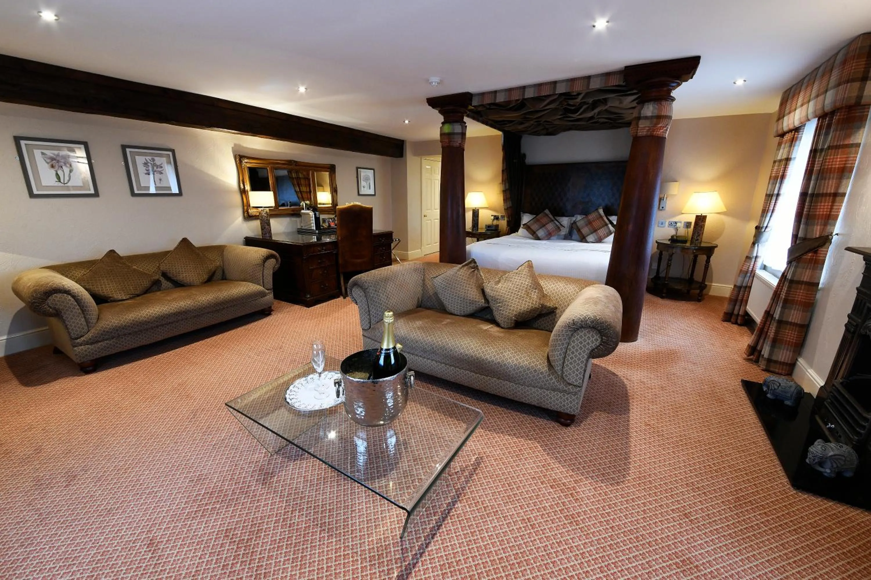 Bed in Best Western Premier Doncaster Mount Pleasant Hotel