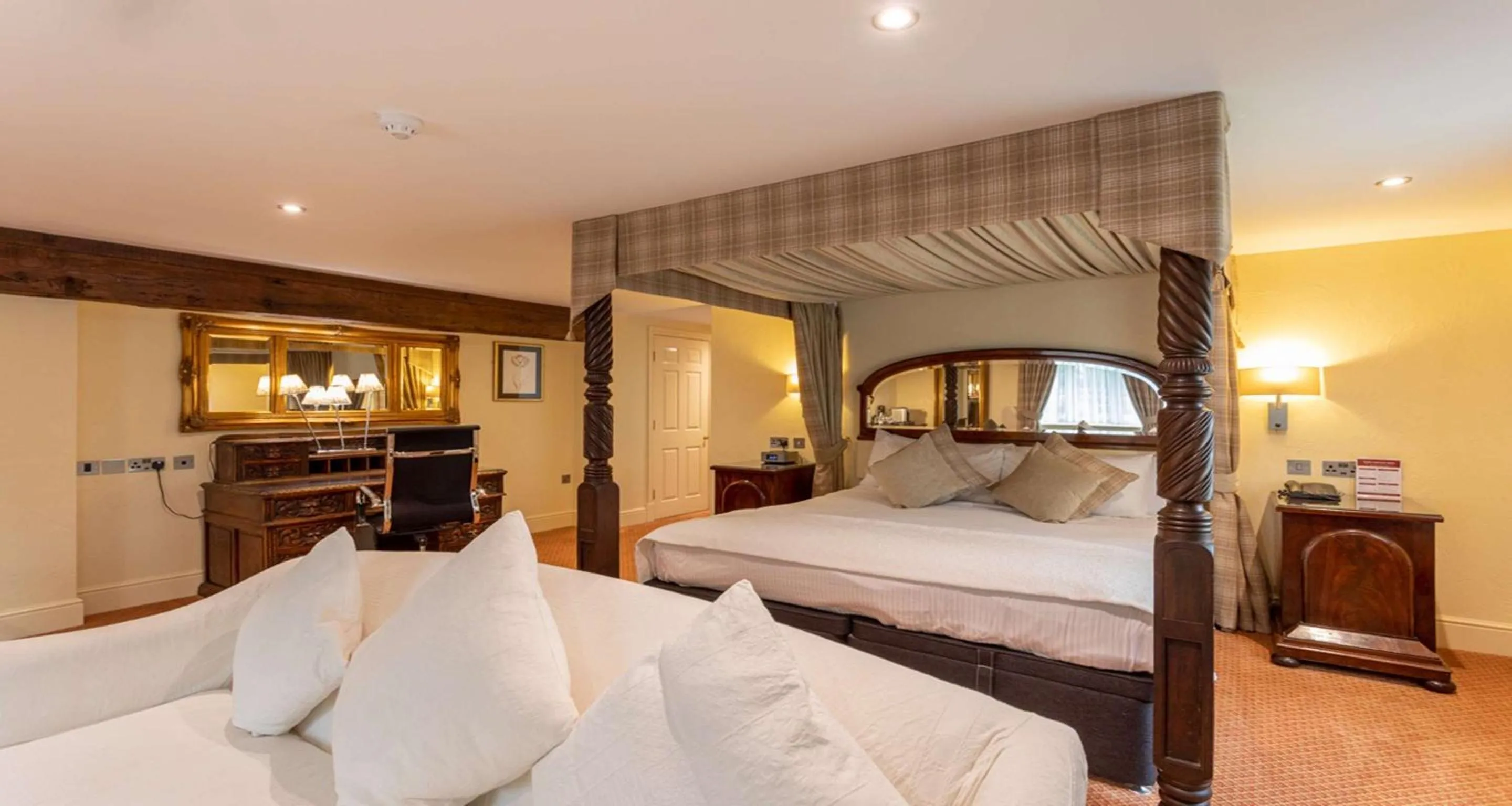 Bedroom, Bed in Best Western Premier Doncaster Mount Pleasant Hotel