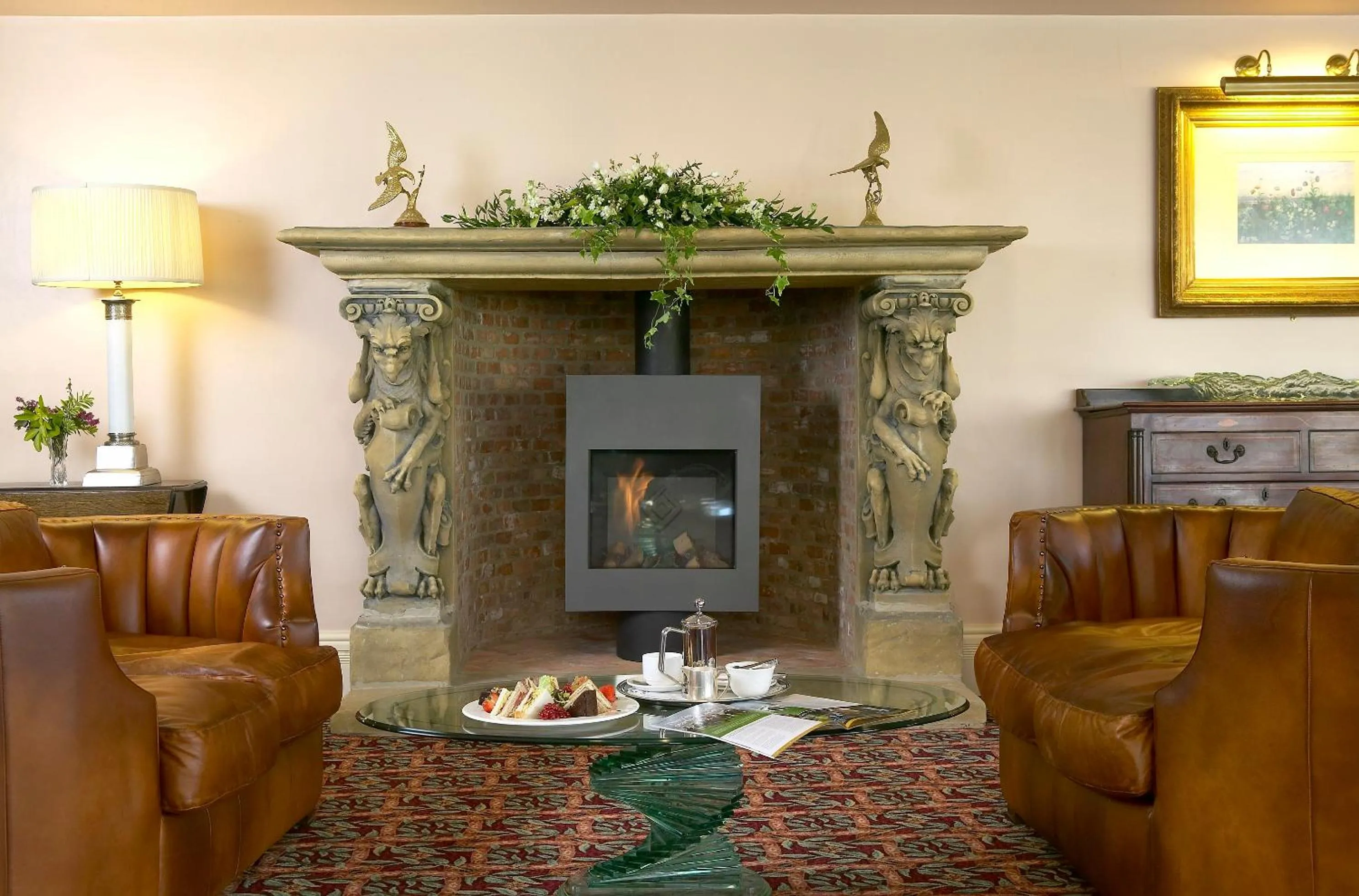 Communal lounge/ TV room in Best Western Premier Doncaster Mount Pleasant Hotel