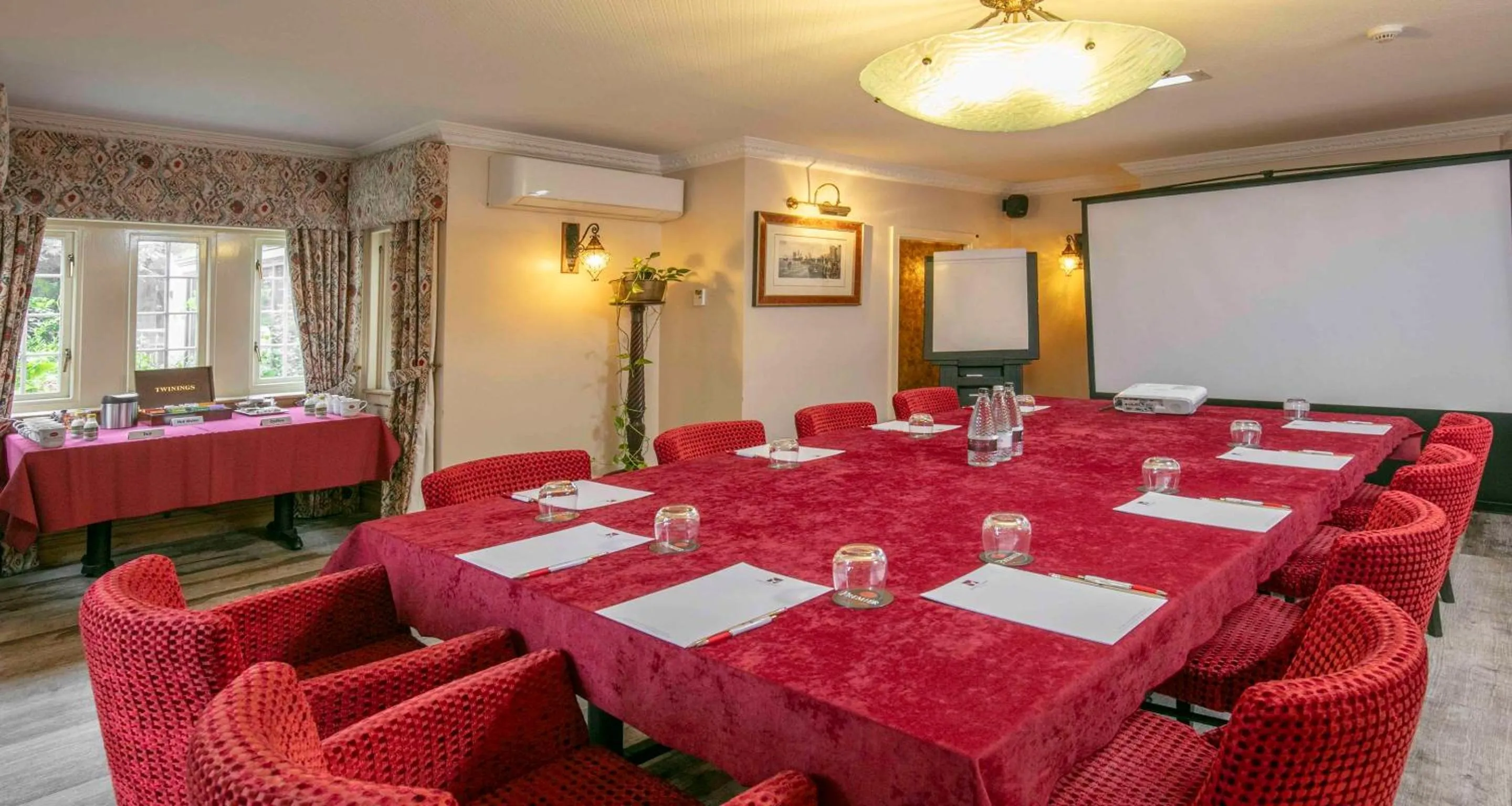 Meeting/conference room in Best Western Premier Doncaster Mount Pleasant Hotel