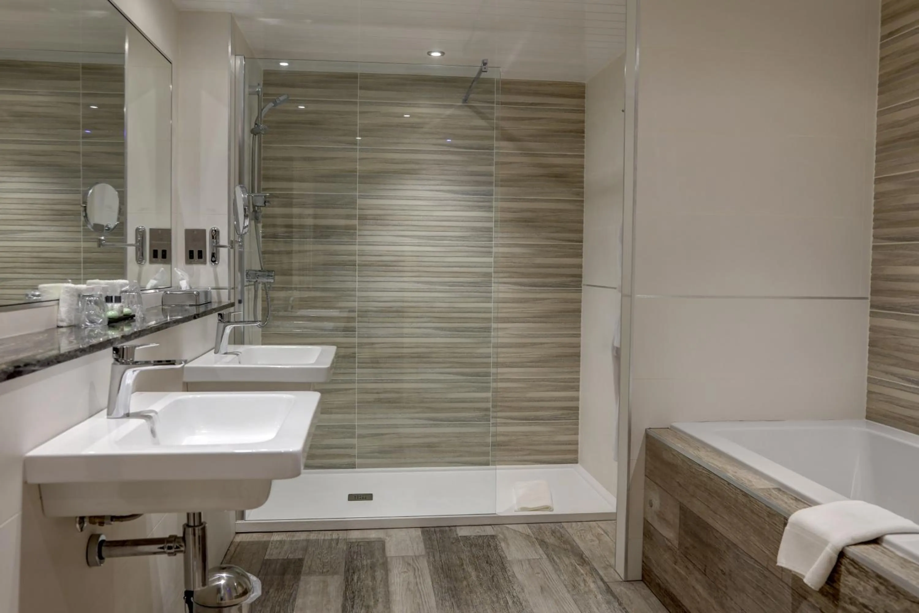 Shower in Best Western Premier Doncaster Mount Pleasant Hotel