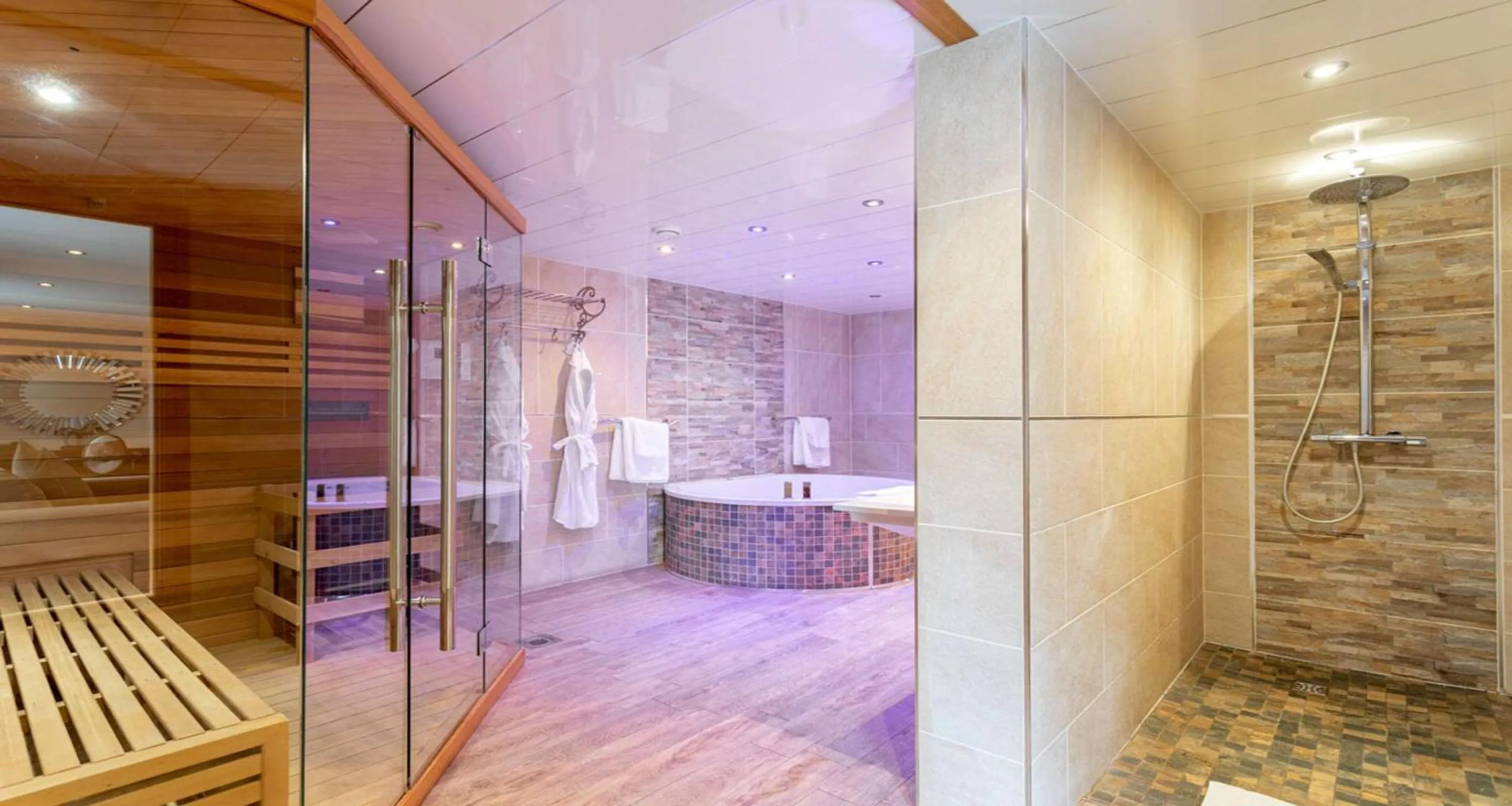 Bedroom in Best Western Premier Doncaster Mount Pleasant Hotel