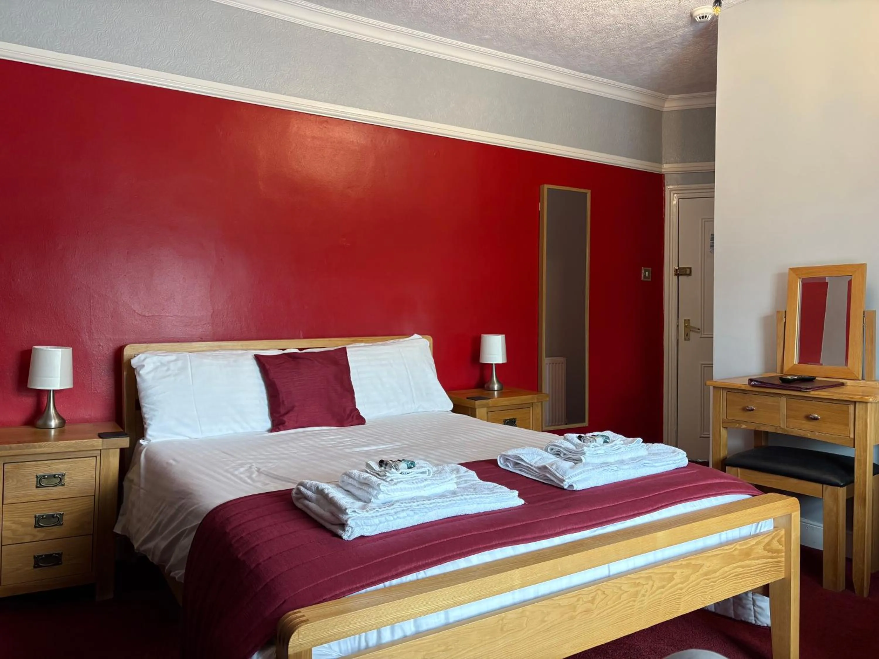 Bed in Three Wheat Heads