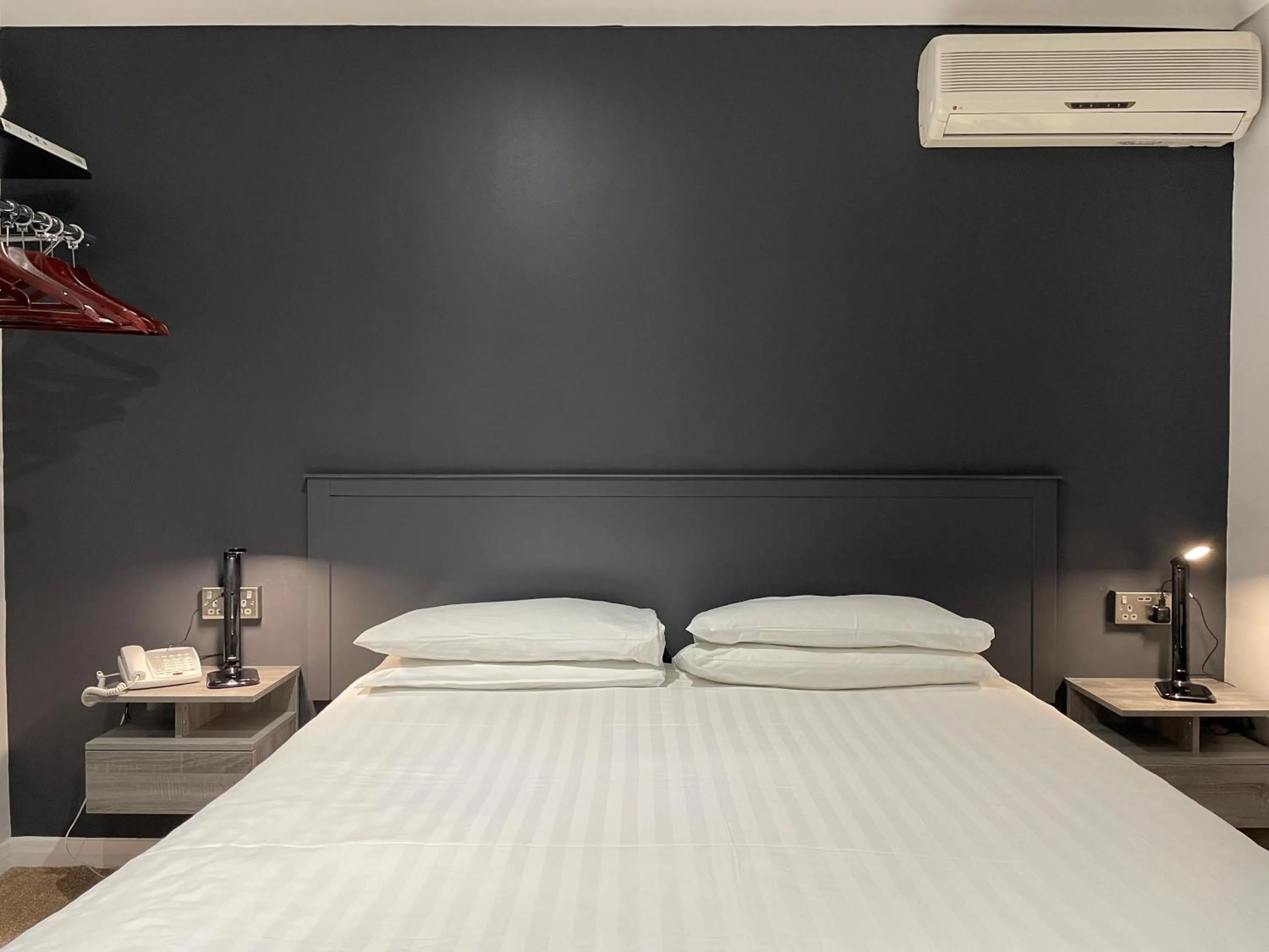 Bed in Best Western Claydon Hotel