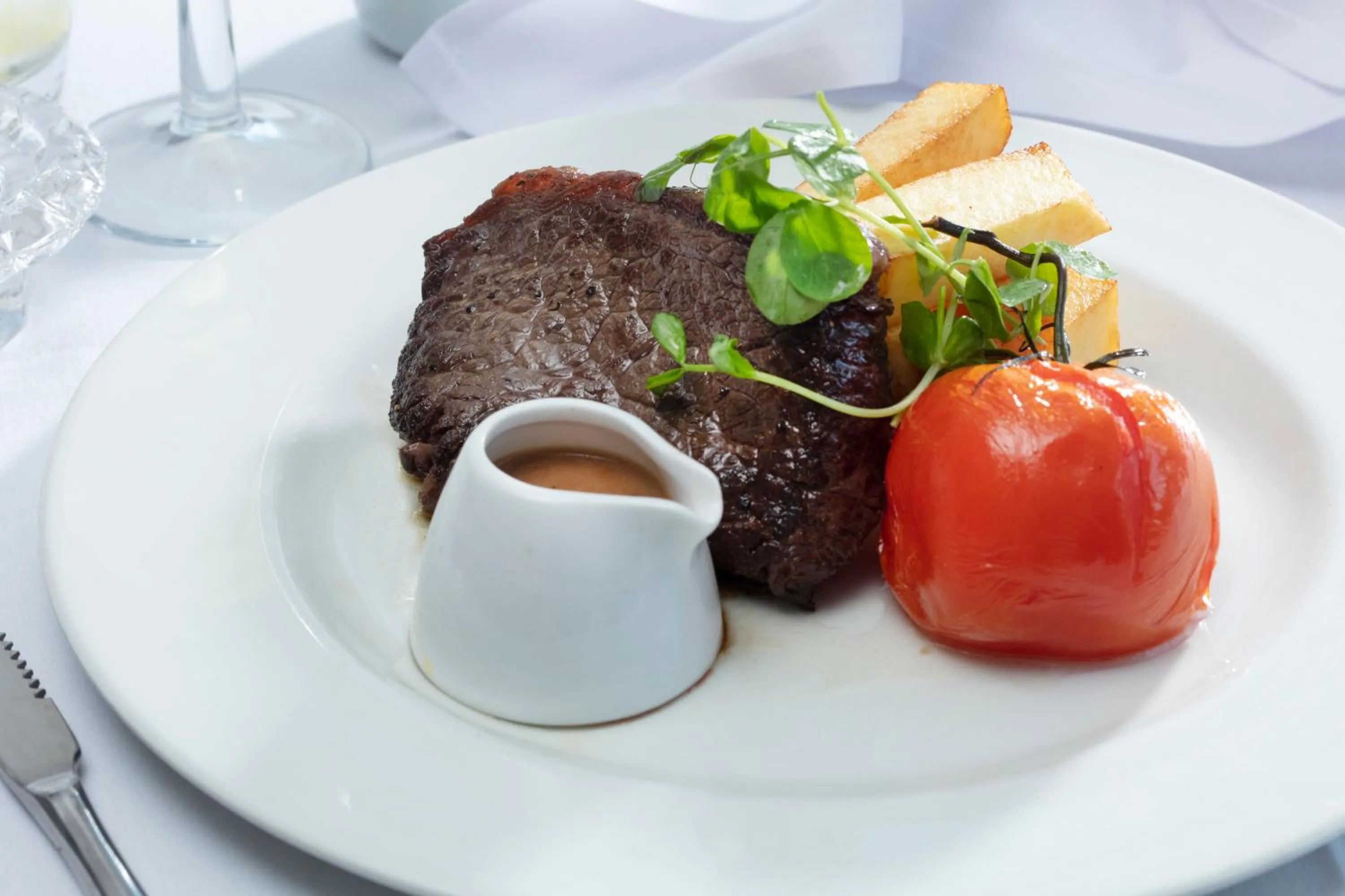 Food and drinks in Best Western Claydon Hotel