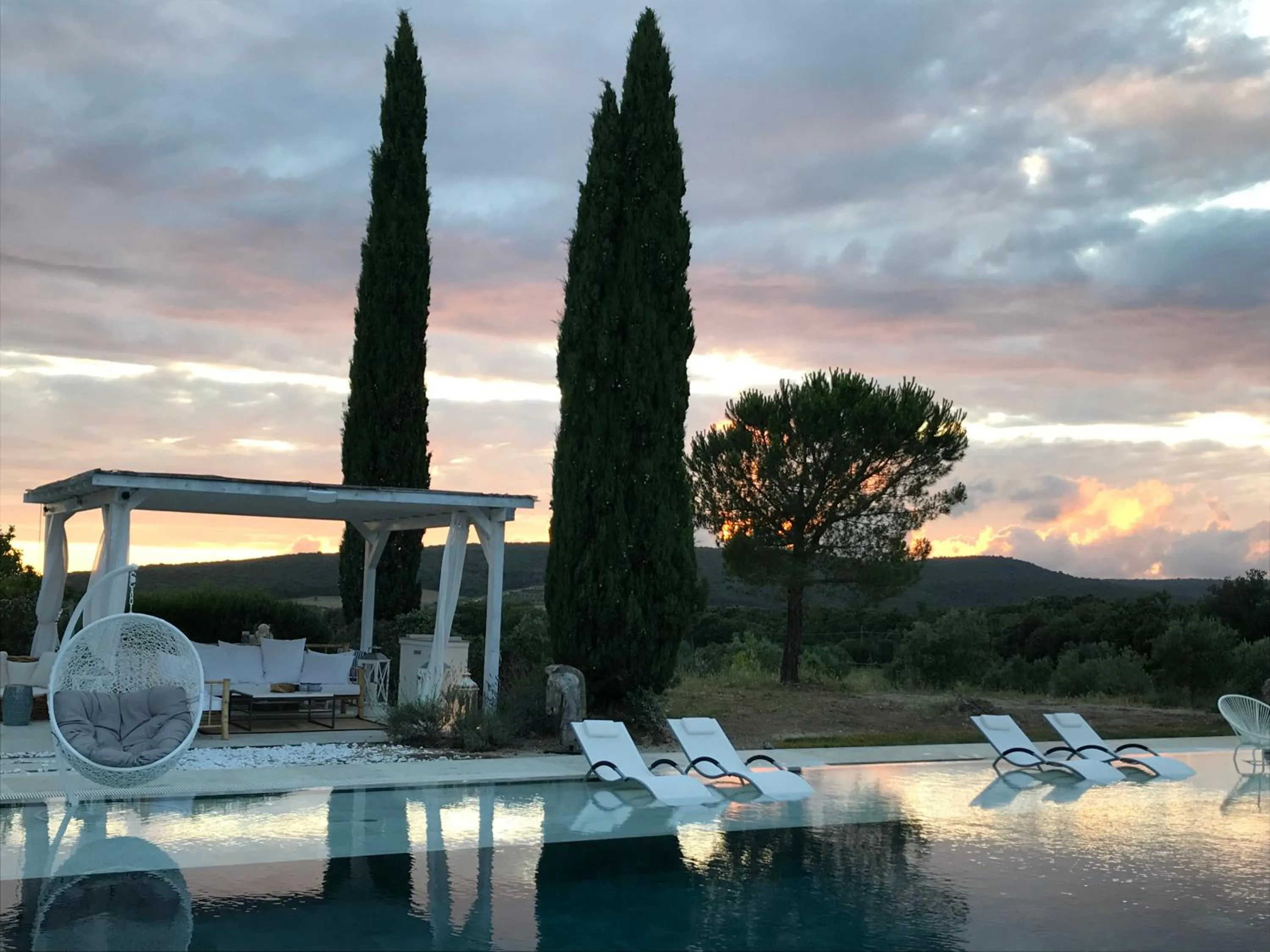 Swimming pool in Dojo Bianco